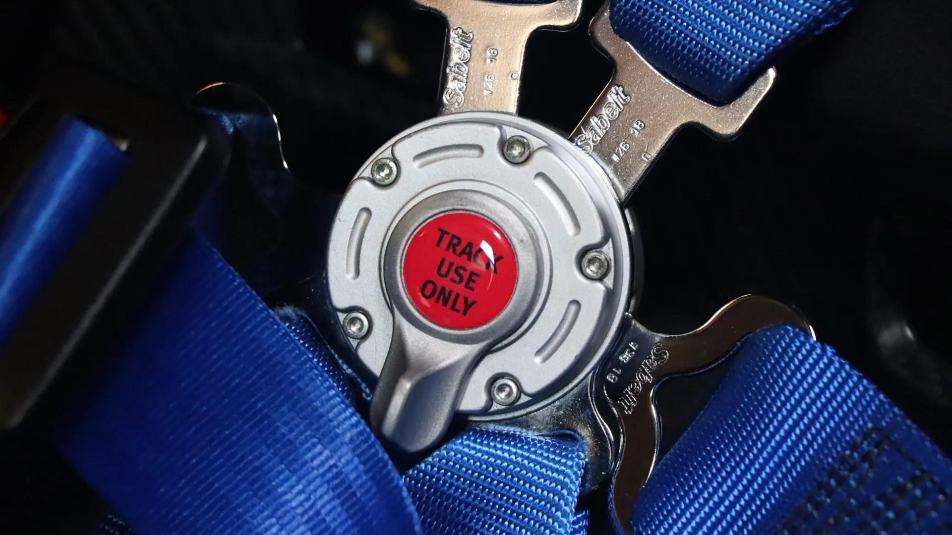 McLaren 620 — photo 30