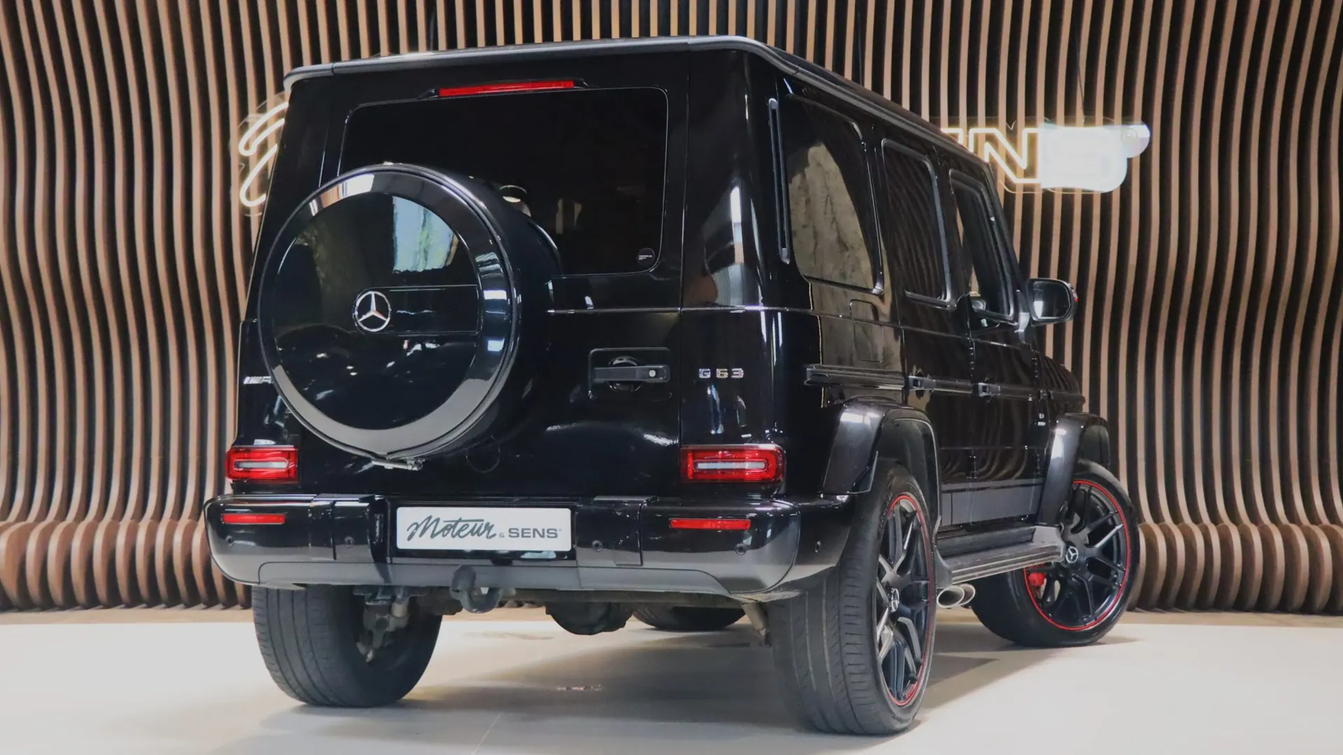 Mercedes G63 — photo 2