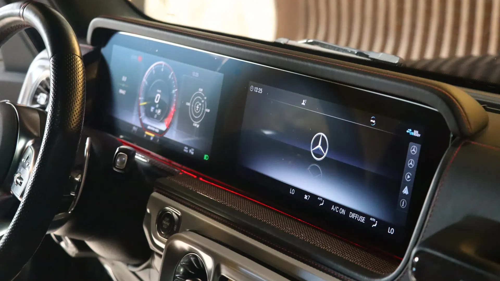 Mercedes G63 — photo 27