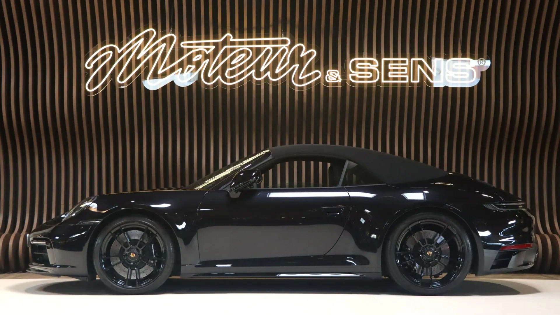 Porsche 911 — photo 6