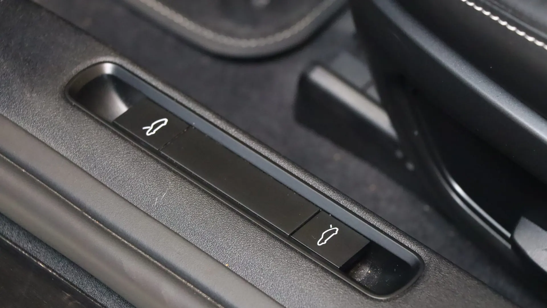 Porsche 911 — photo 16