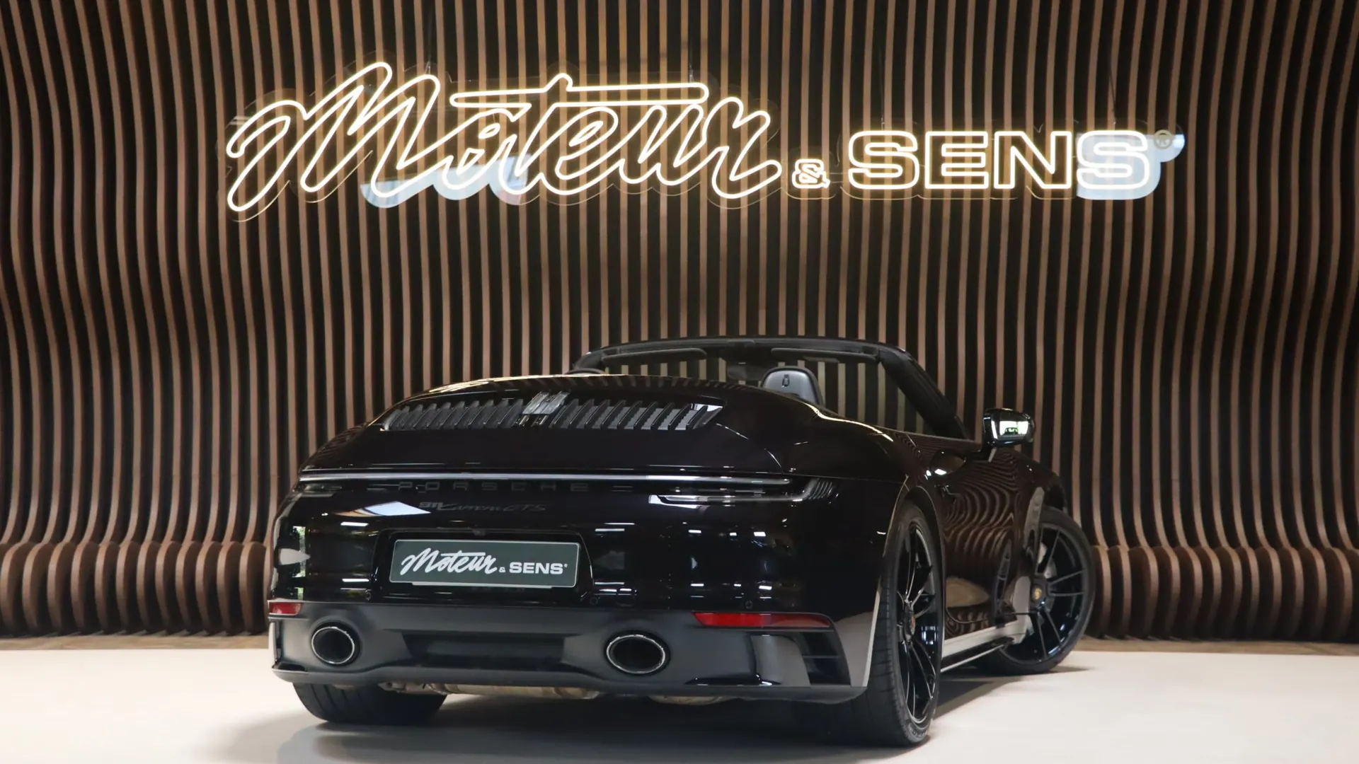 Porsche 911 — photo 2