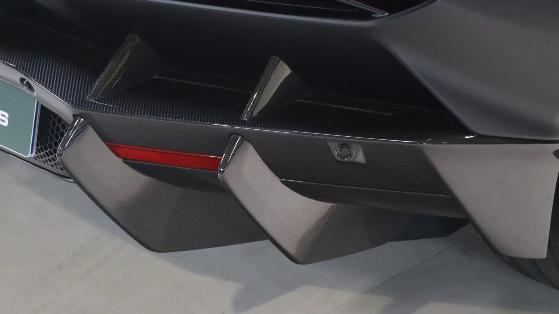 Lamborghini REVUELTO — photo 48
