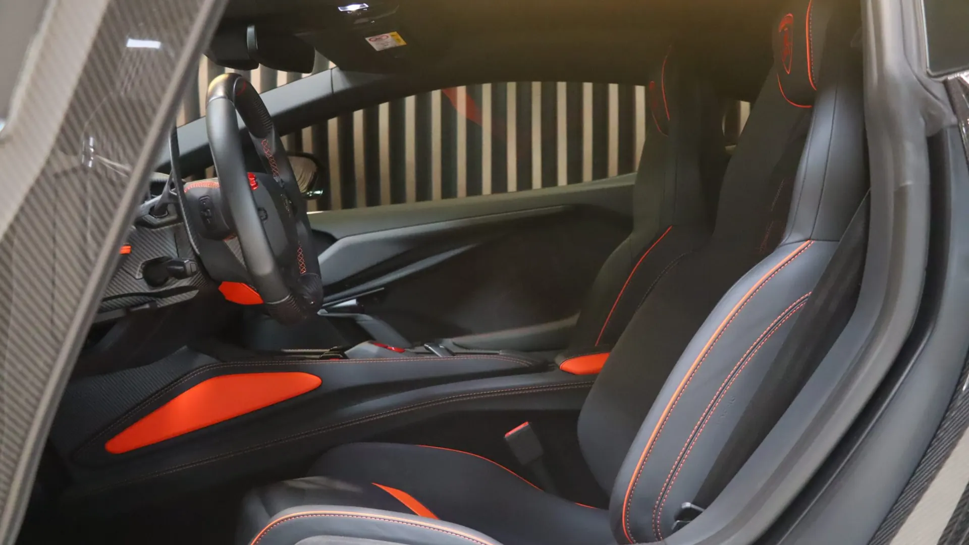 Lamborghini REVUELTO — photo 7