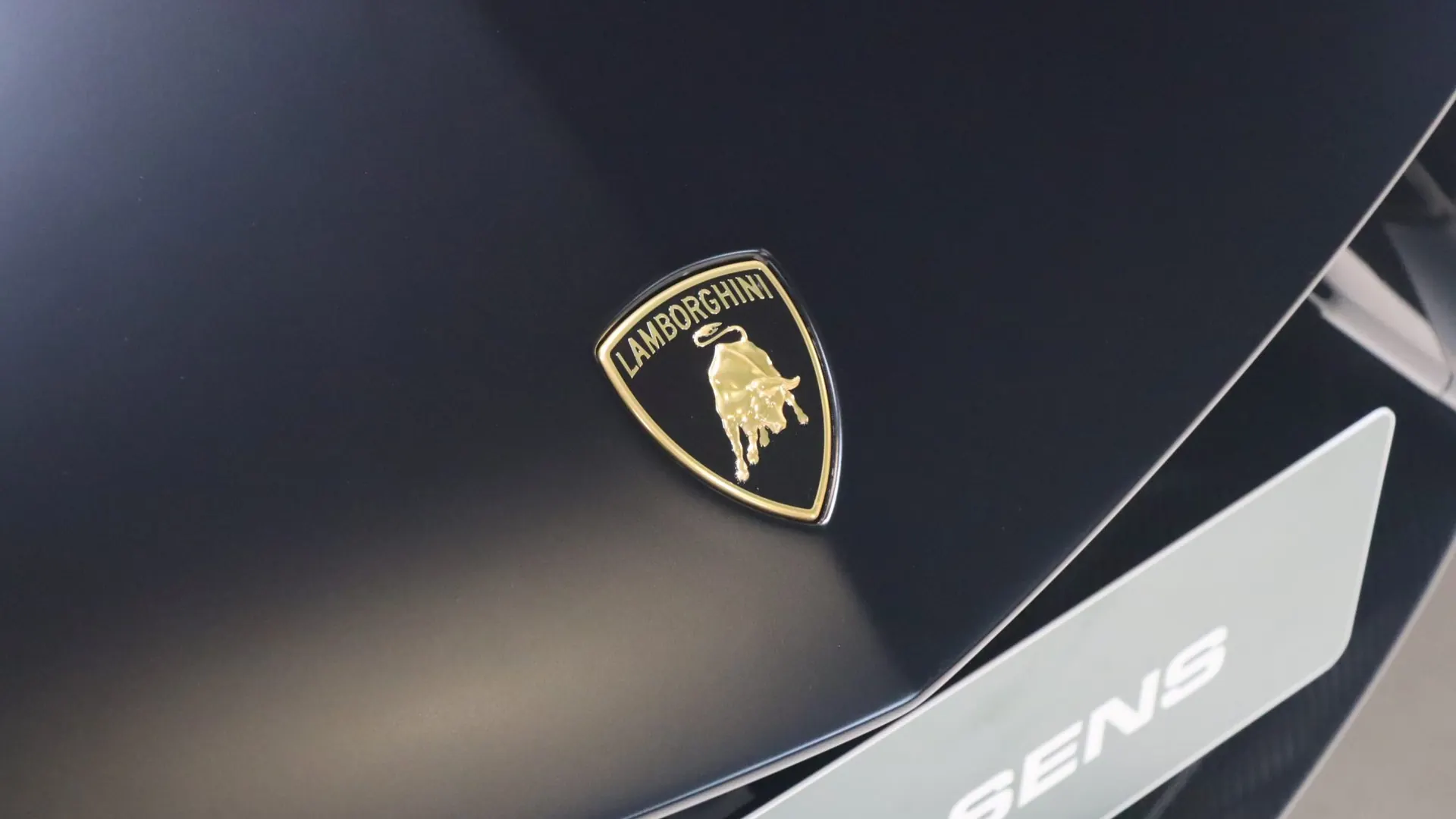 Lamborghini REVUELTO — photo 34