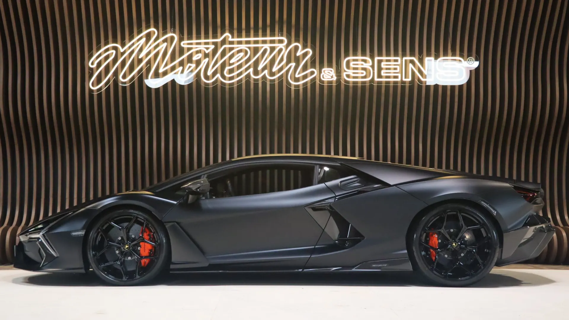 Lamborghini REVUELTO — photo 5