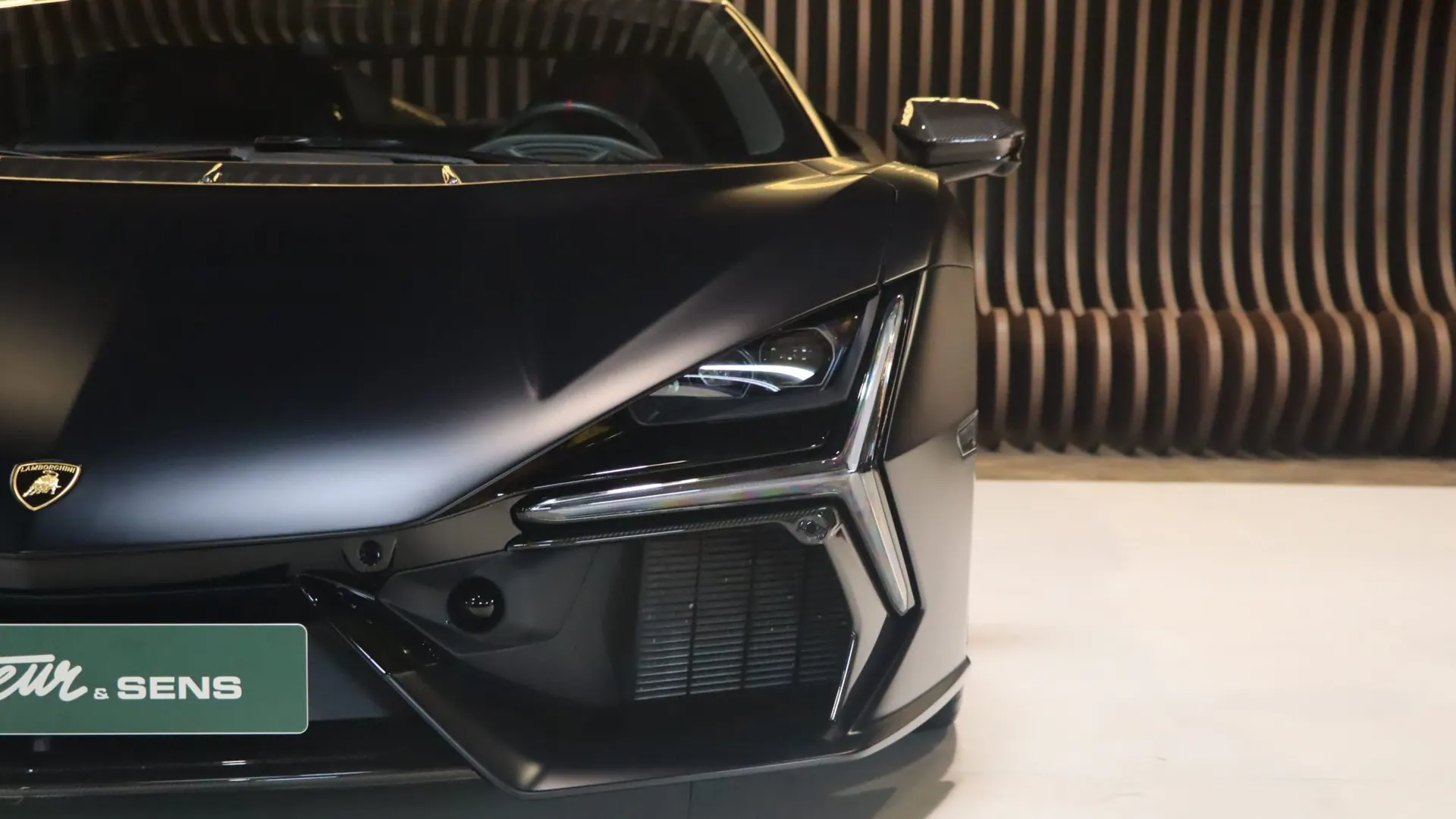 Lamborghini REVUELTO — photo 31