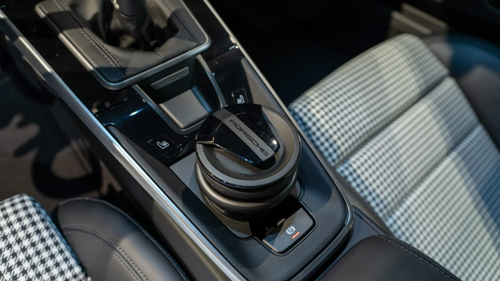 Porsche 992 — photo 22