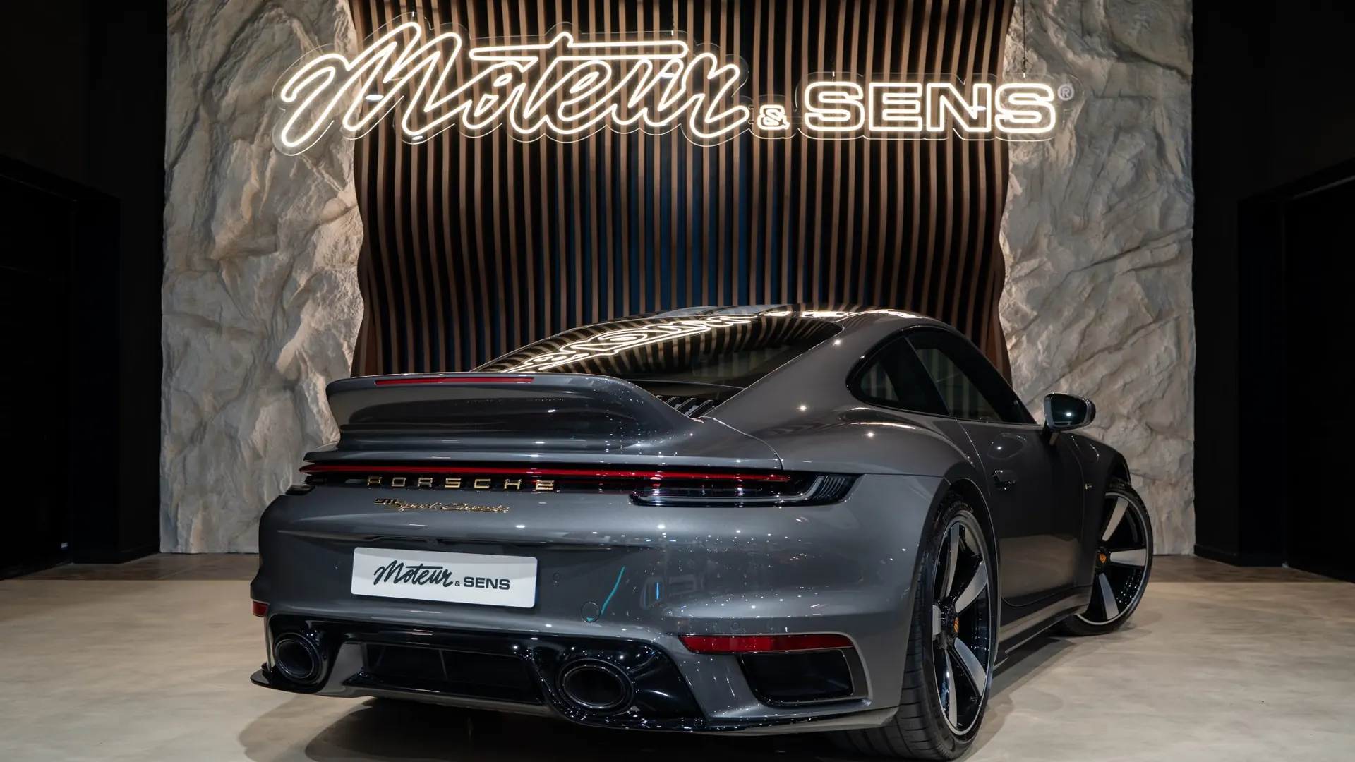 Porsche 992 — photo 2