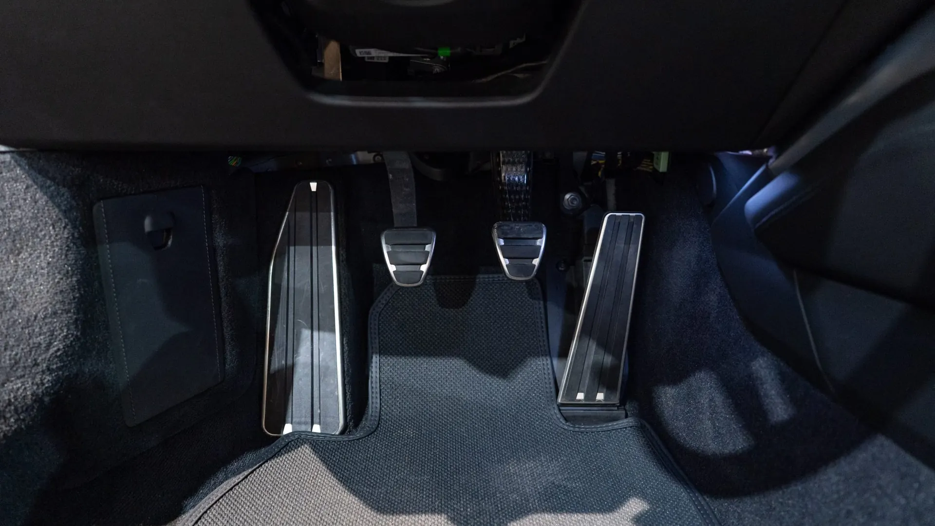 Porsche 992 — photo 17