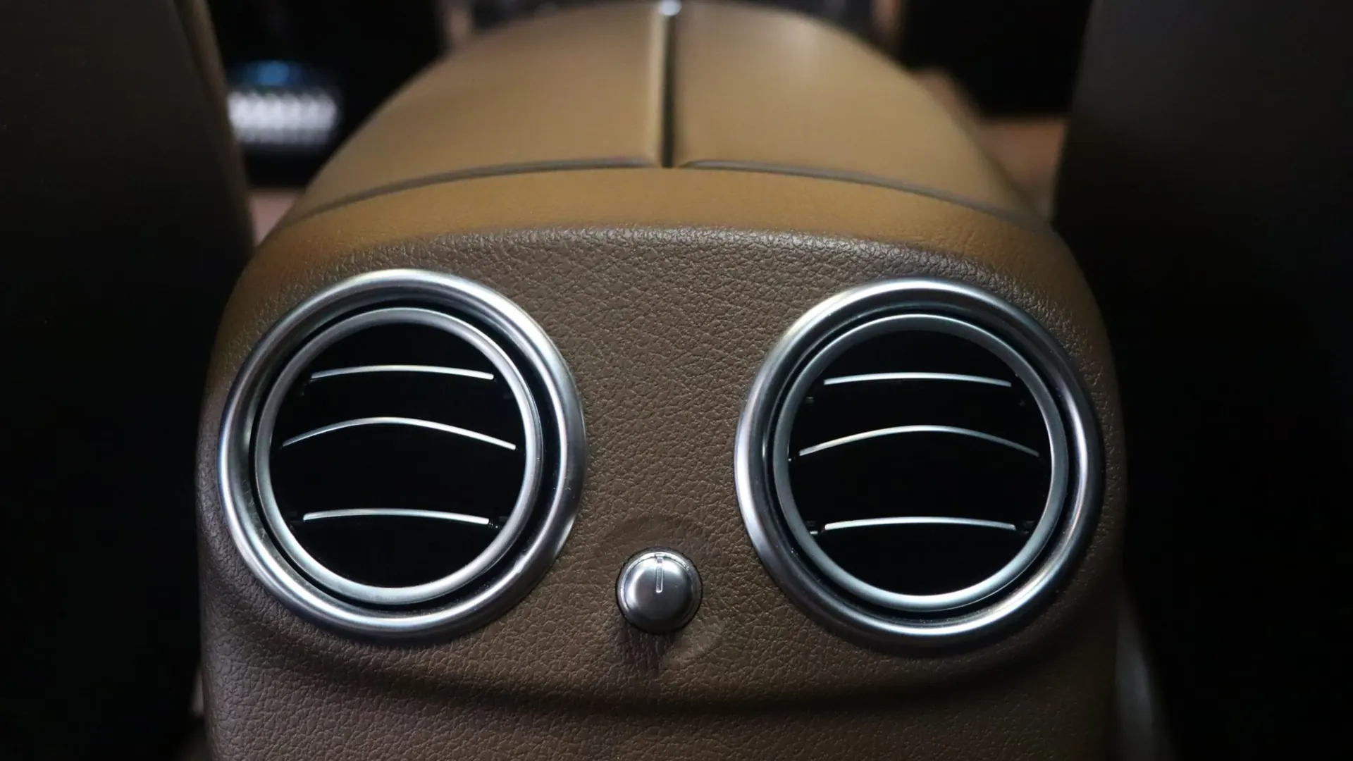 Mercedes E63S — photo 41
