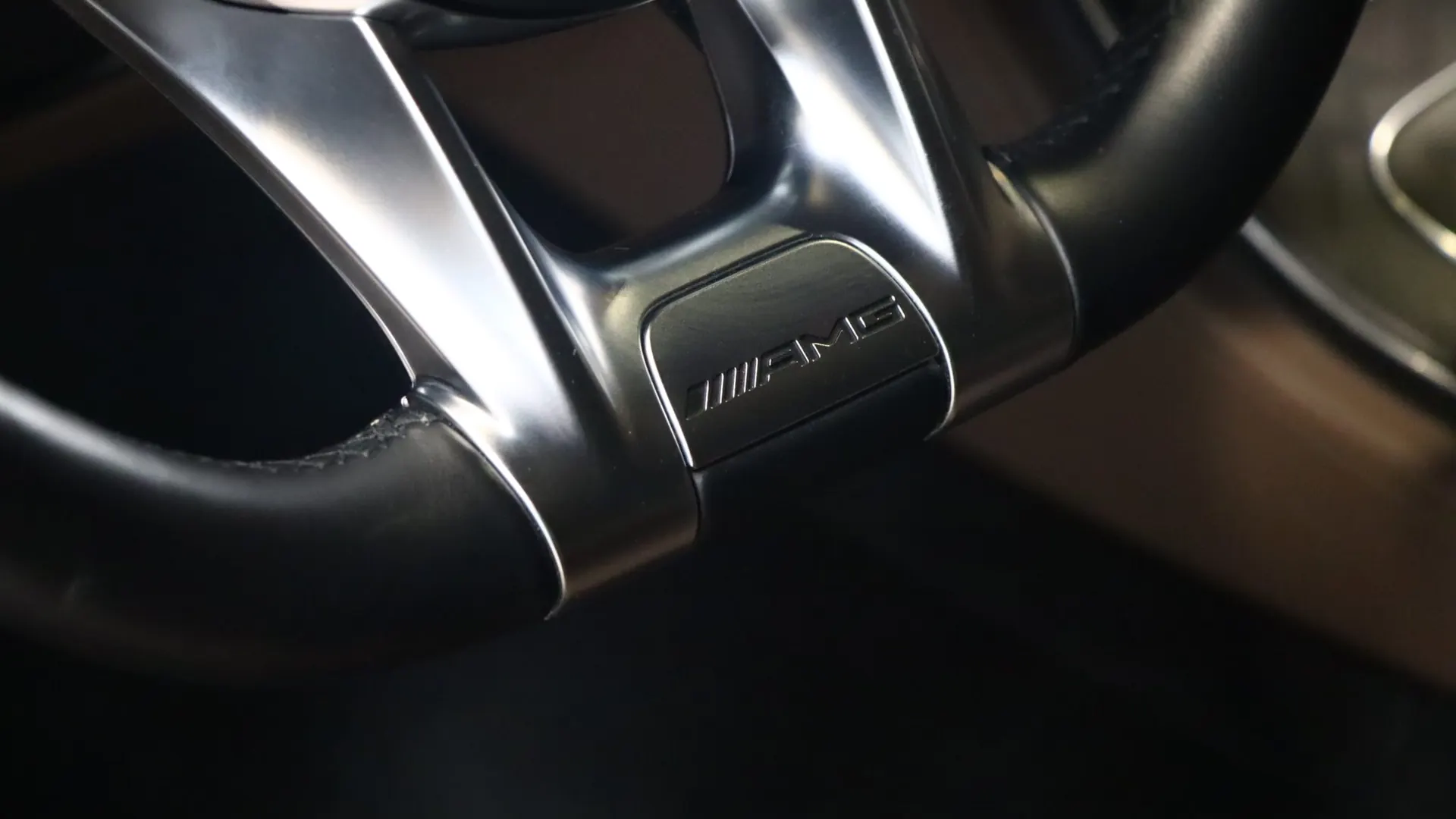 Mercedes E63S — photo 22