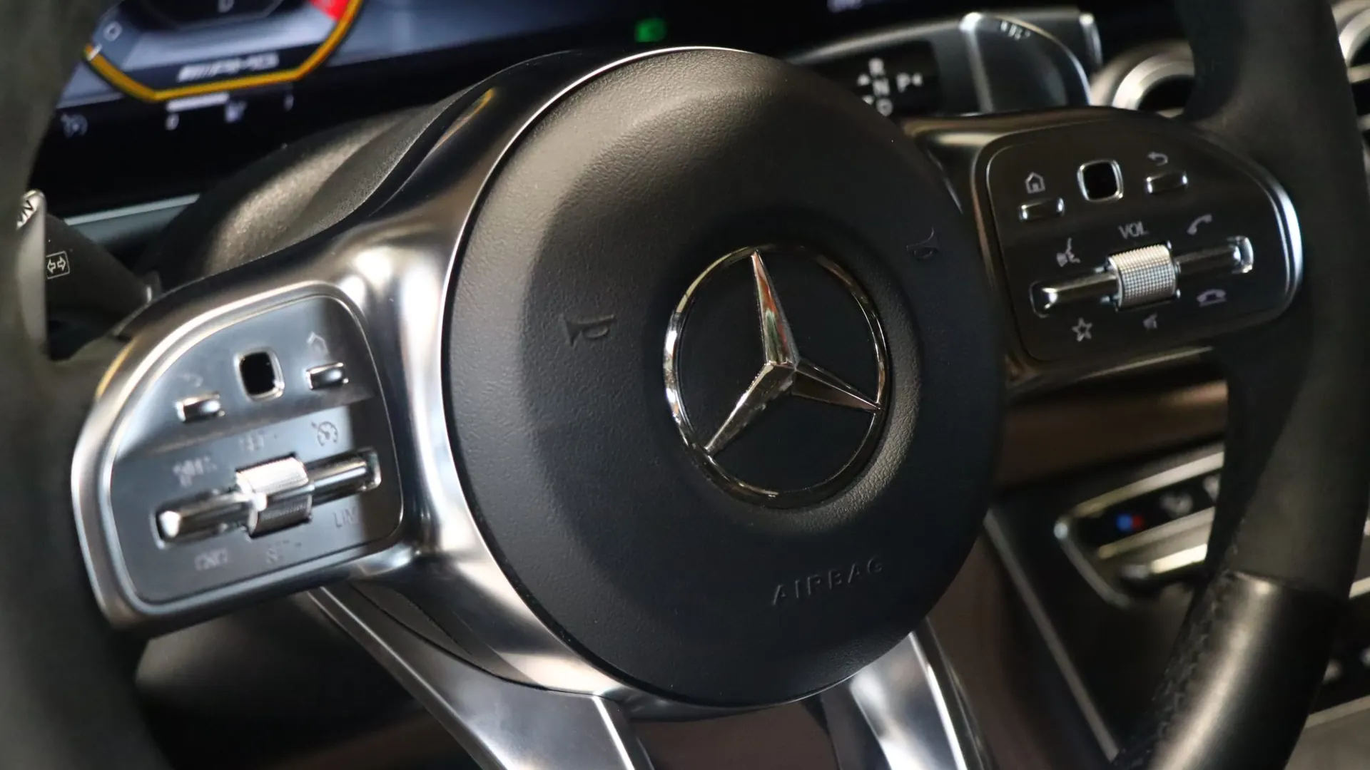 Mercedes E63S — photo 23