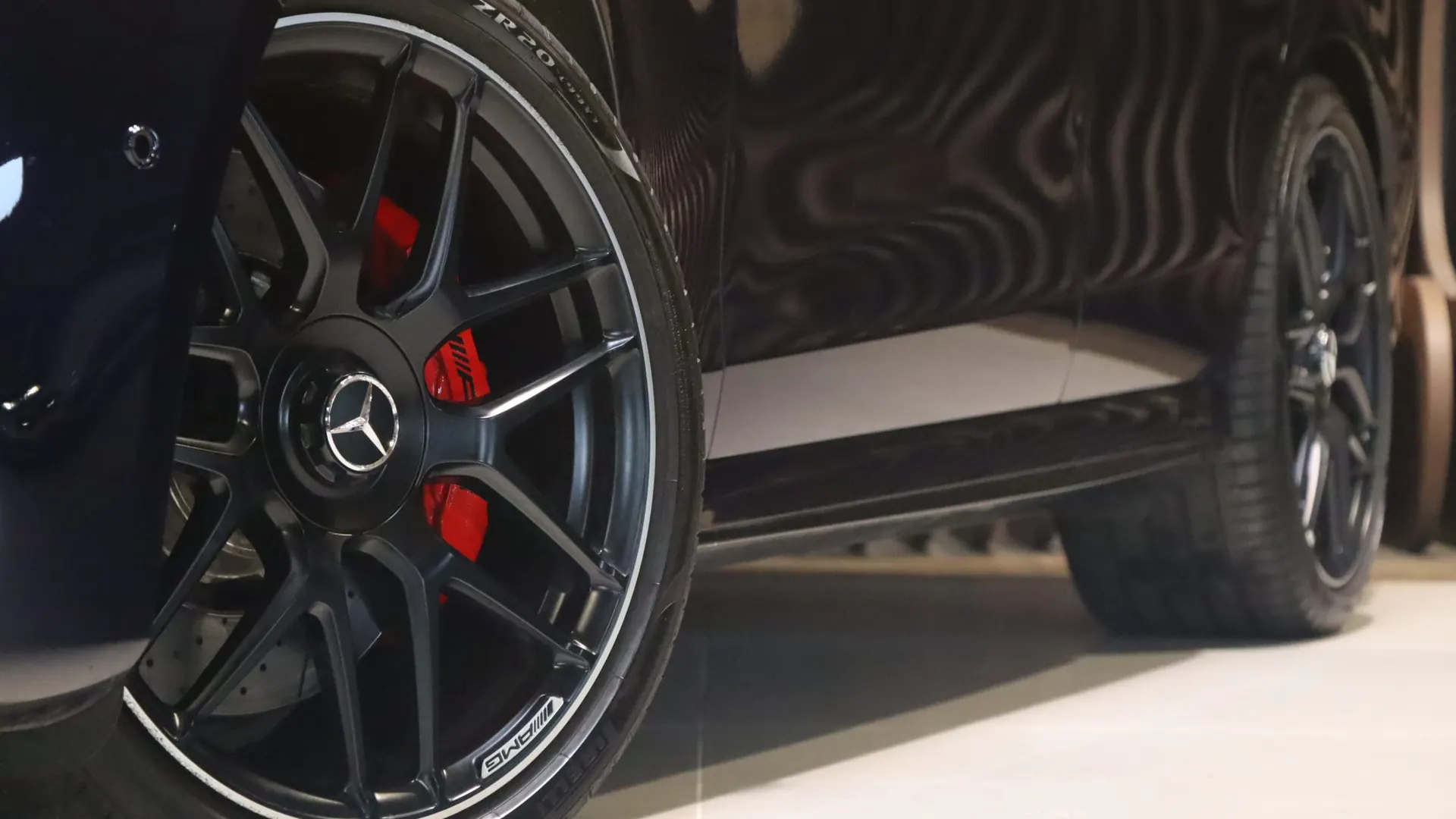 Mercedes E63S — photo 49