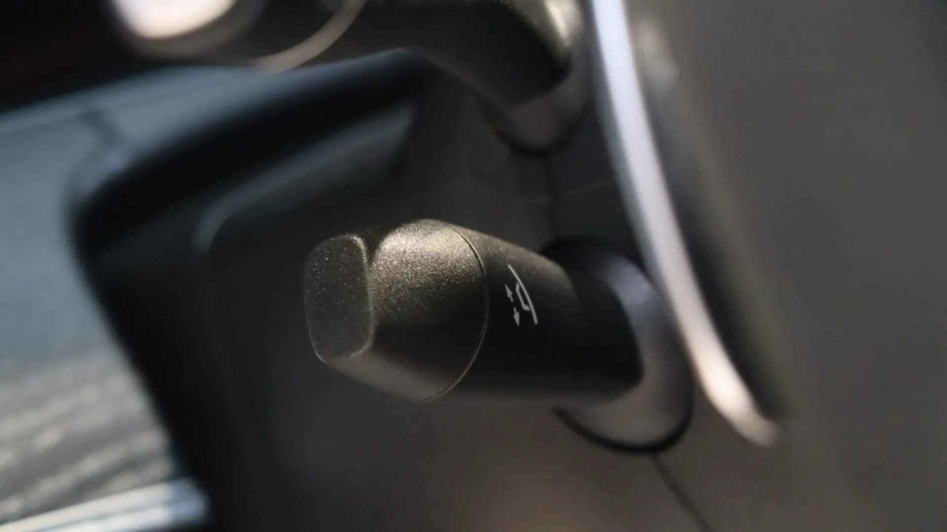 Mercedes E63S — photo 18