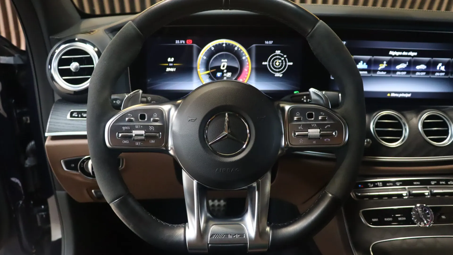 Mercedes E63S — photo 9