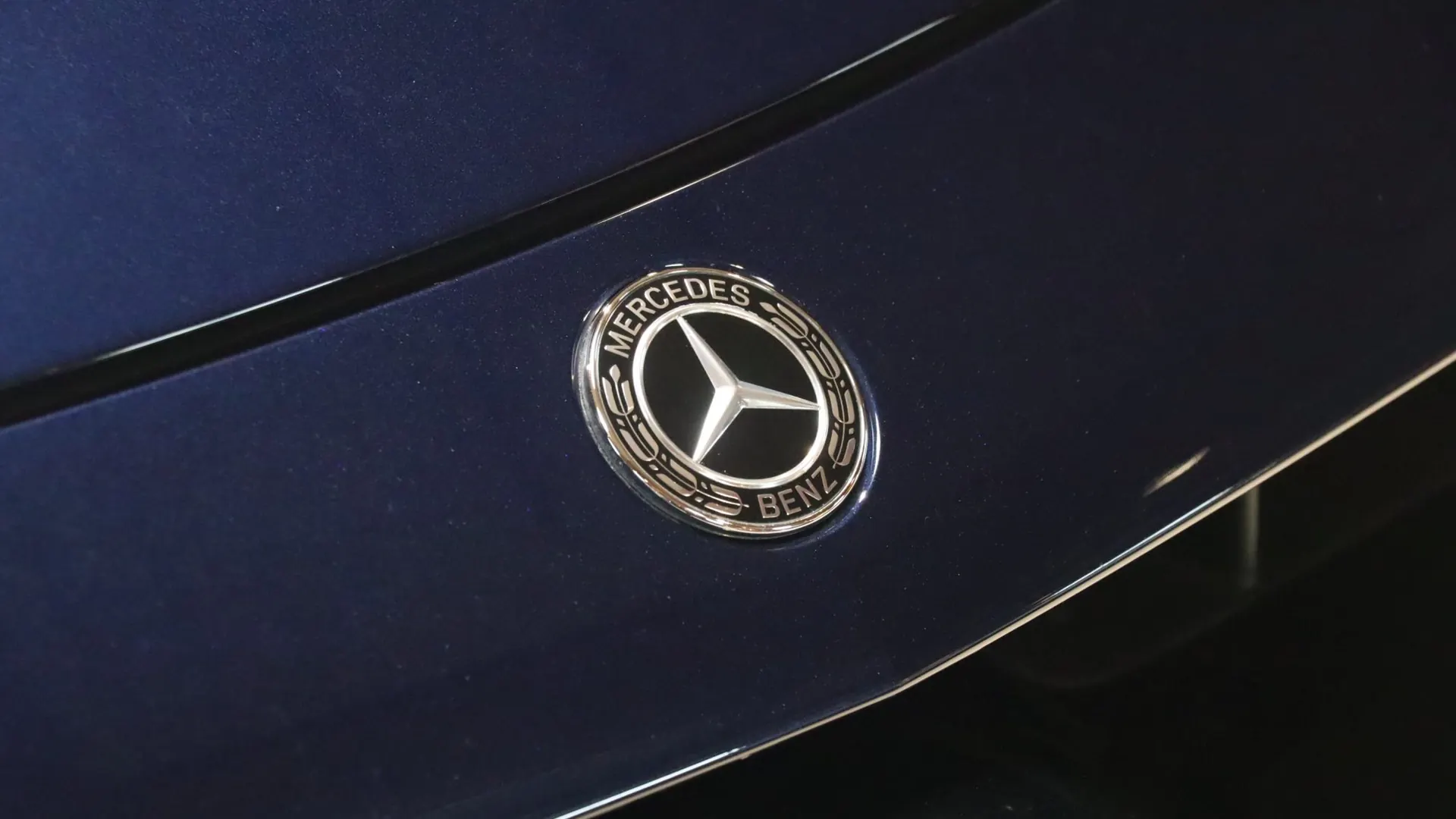 Mercedes E63S — photo 44
