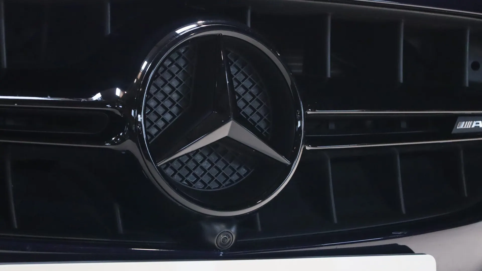 Mercedes E63S — photo 45