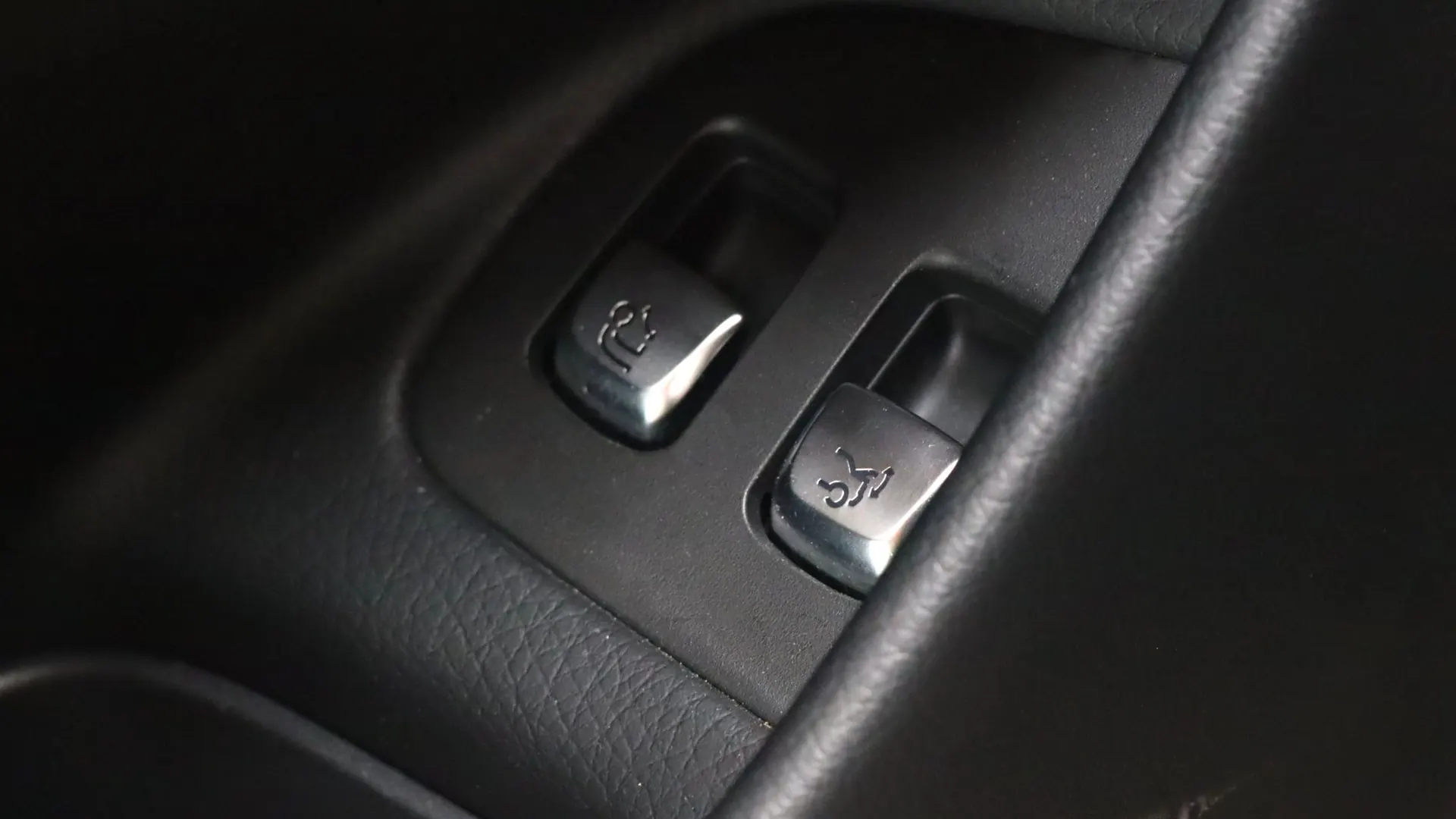 Mercedes E63S — photo 13