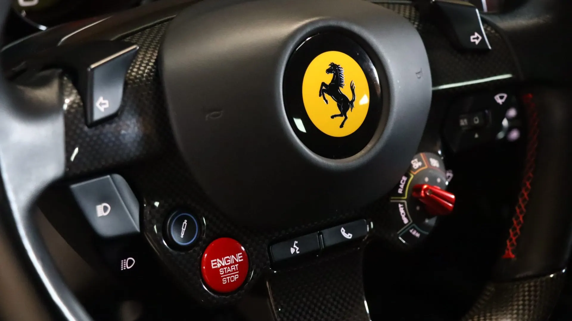 Ferrari 812 — photo 20