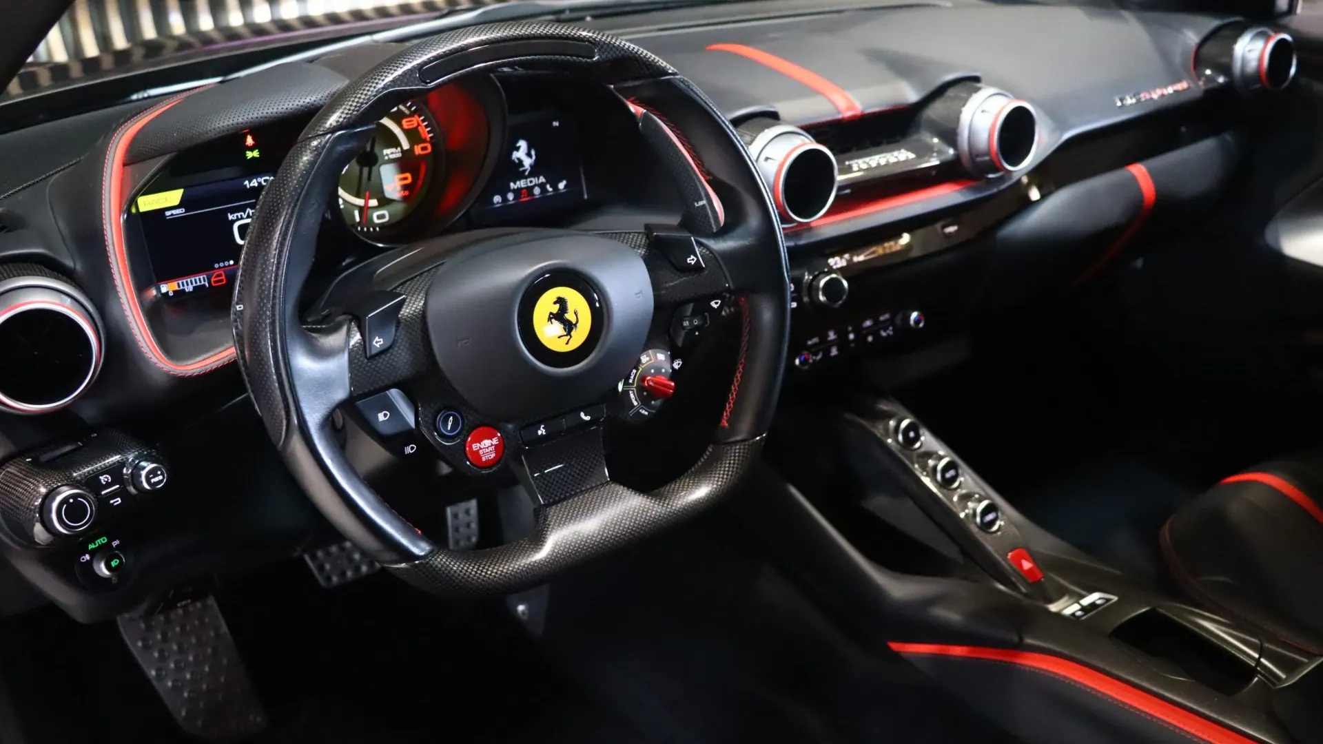 Ferrari 812 — photo 13