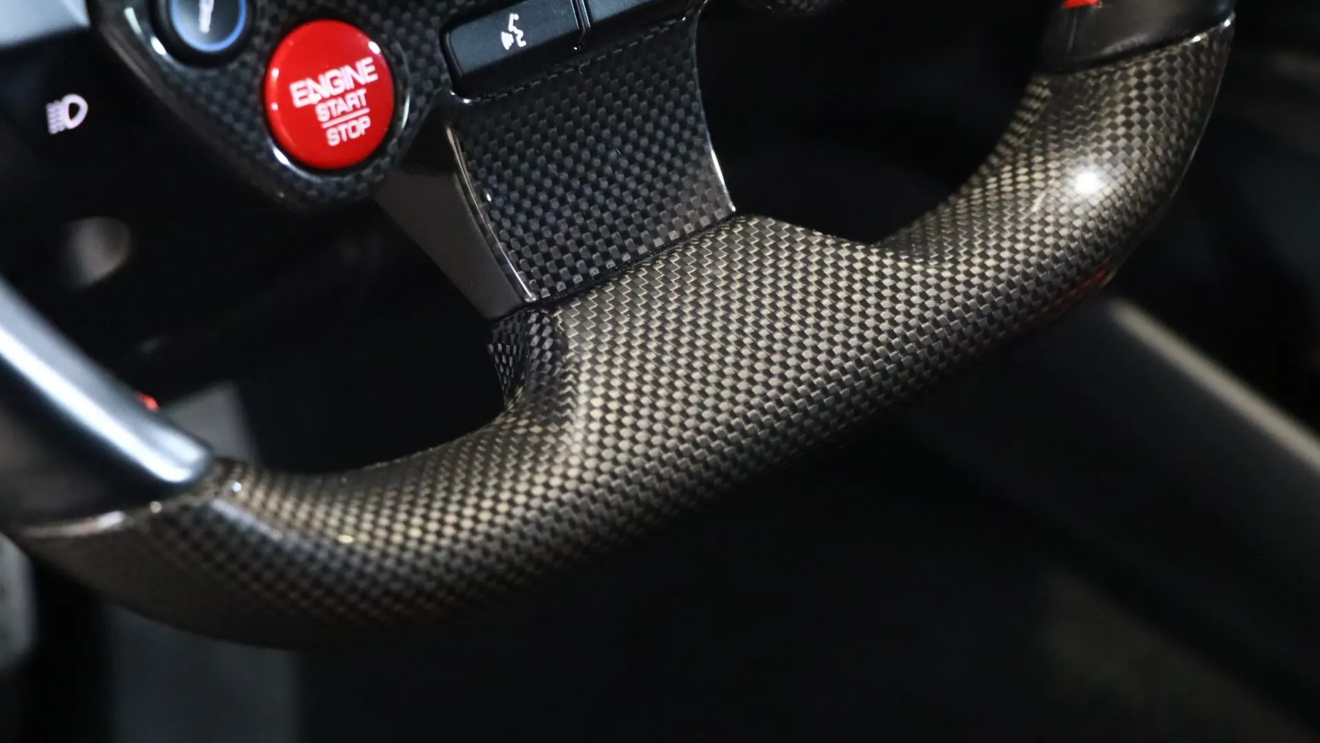 Ferrari 812 — photo 19