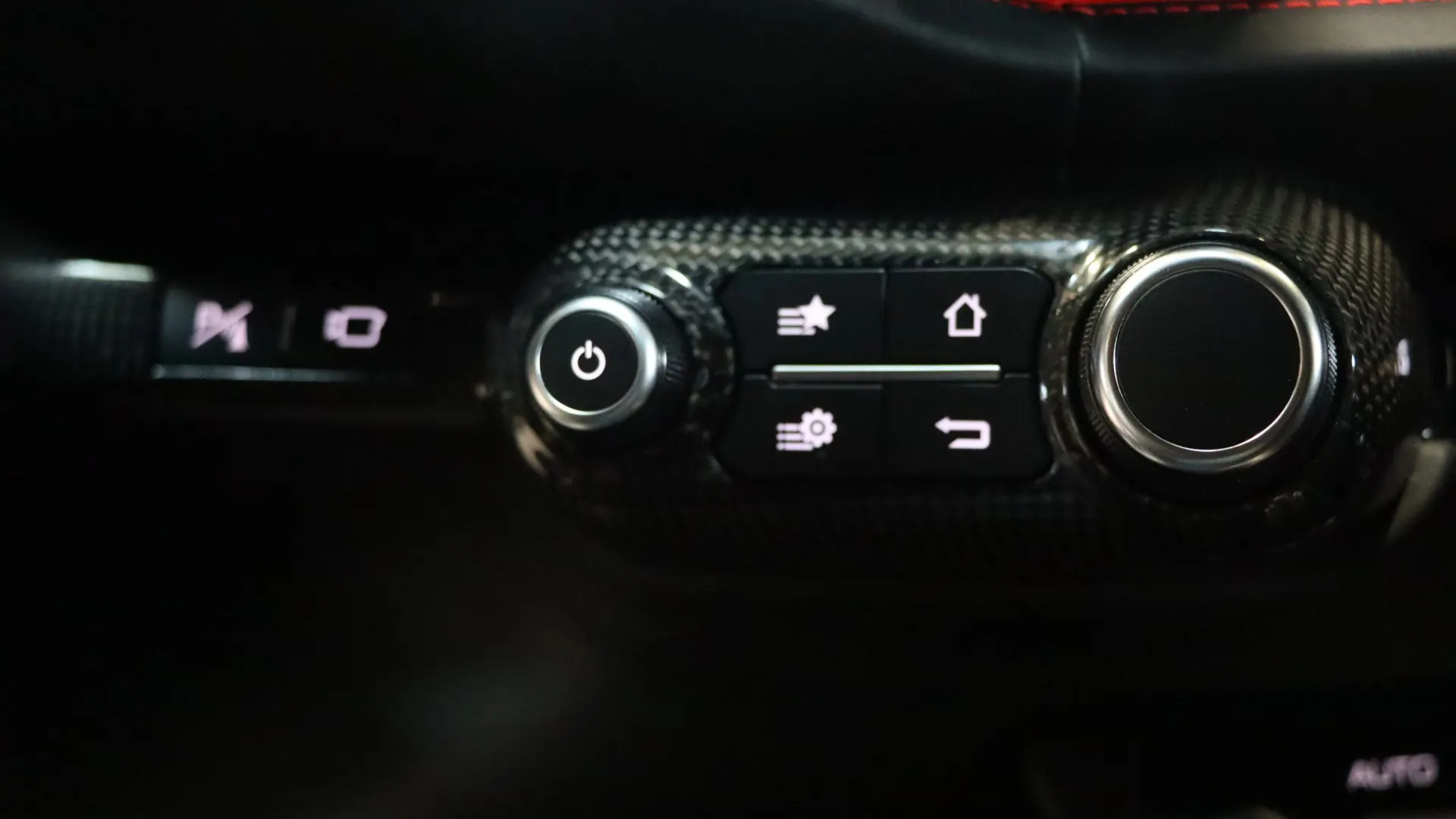 Ferrari 812 — photo 26