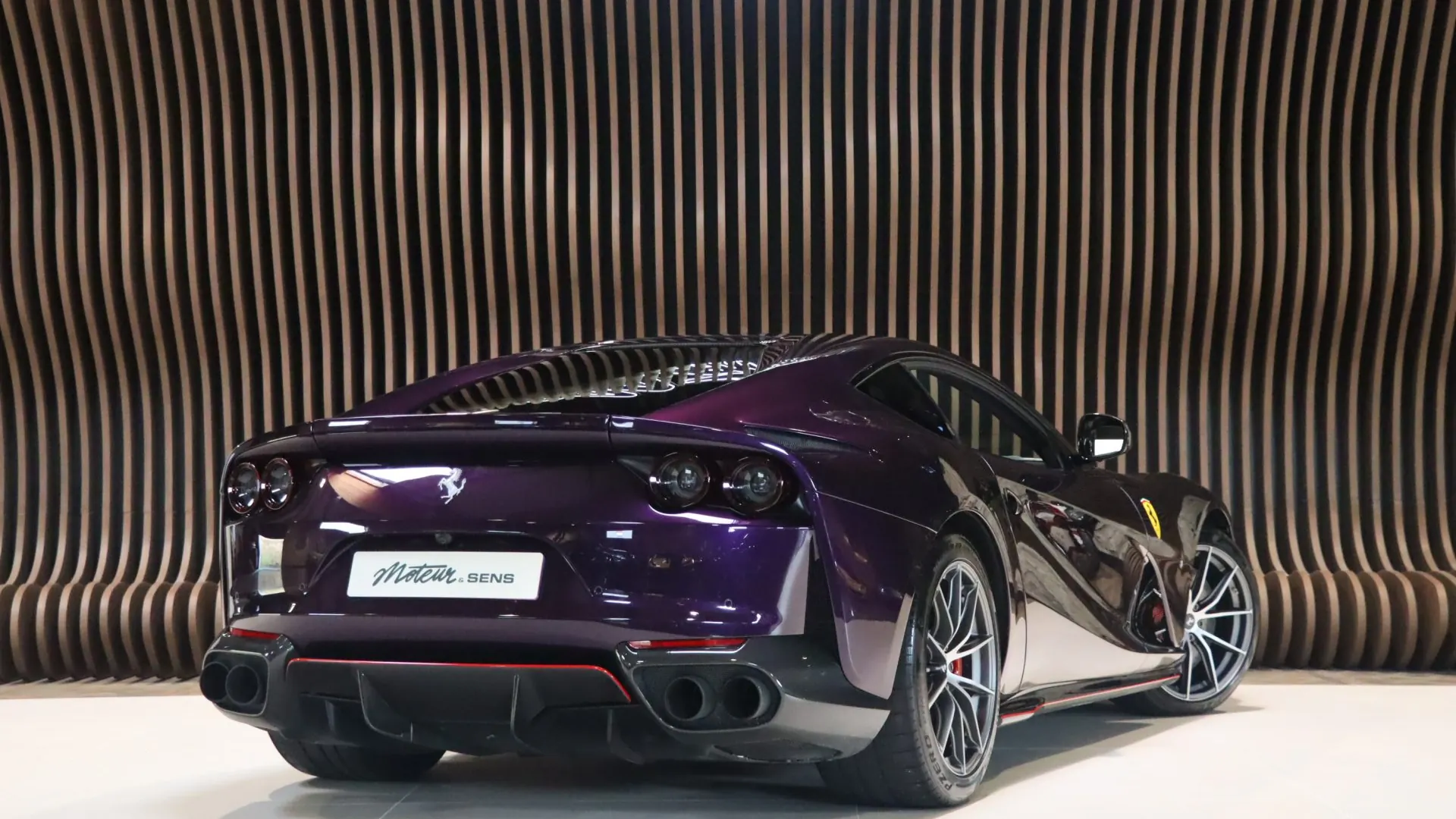 Ferrari 812 — photo 2