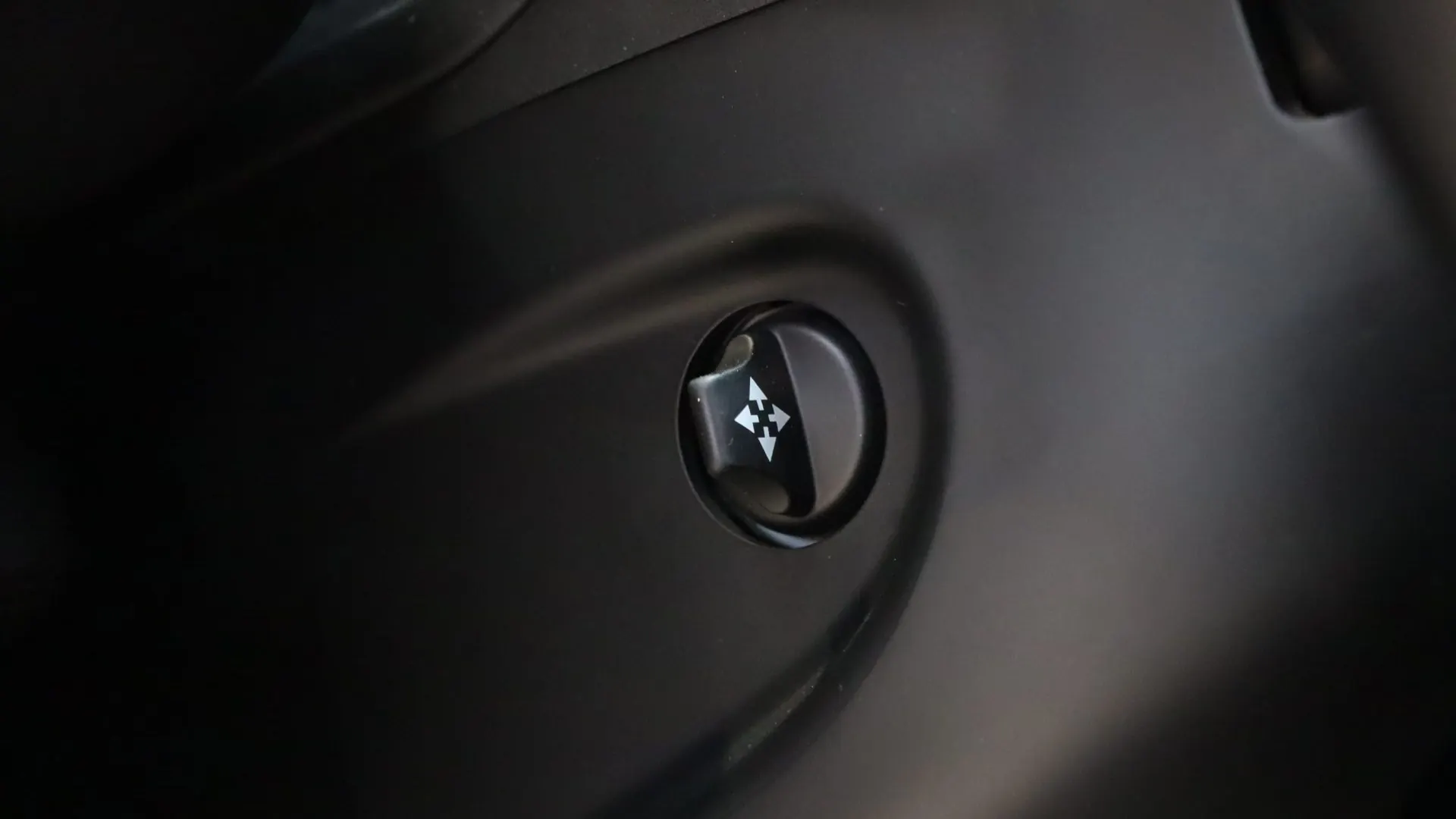 Ferrari 812 — photo 15