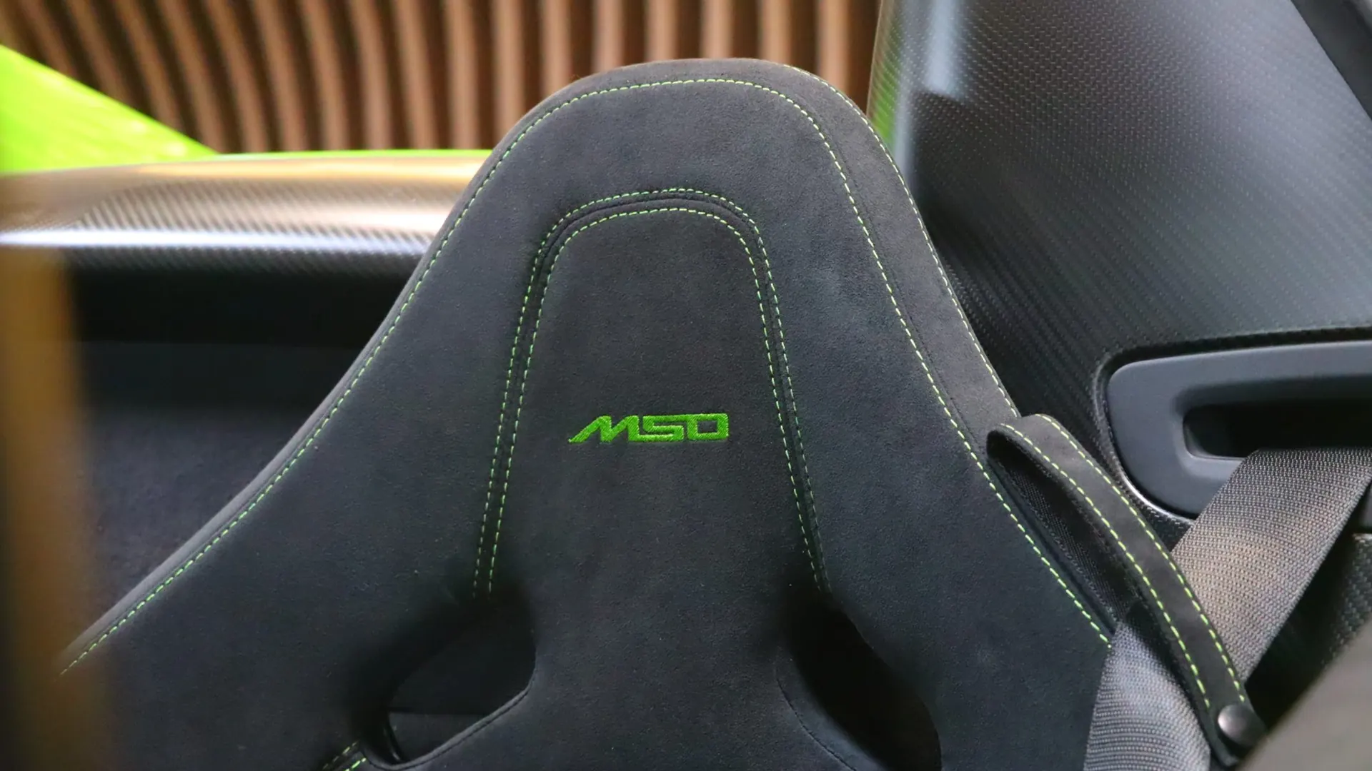 McLaren 675LT — photo 33