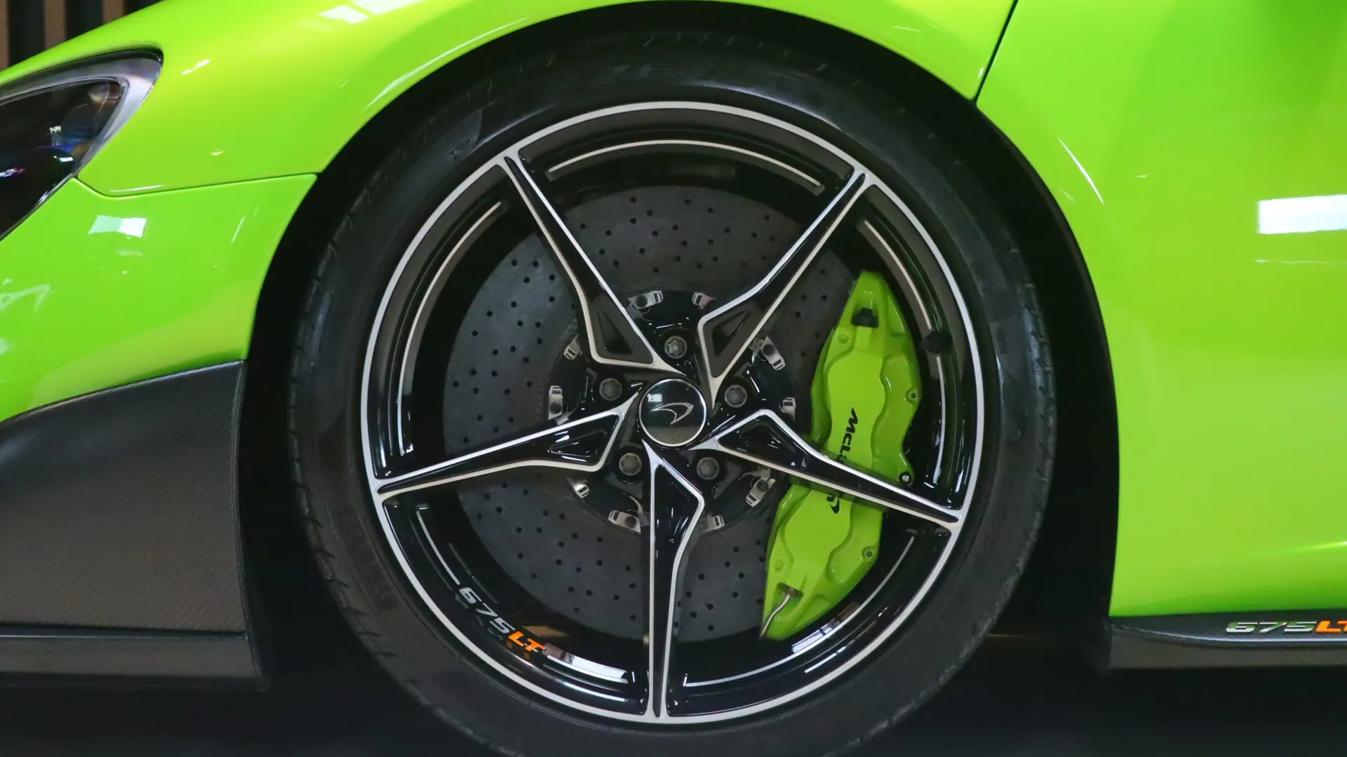 McLaren 675LT — photo 44
