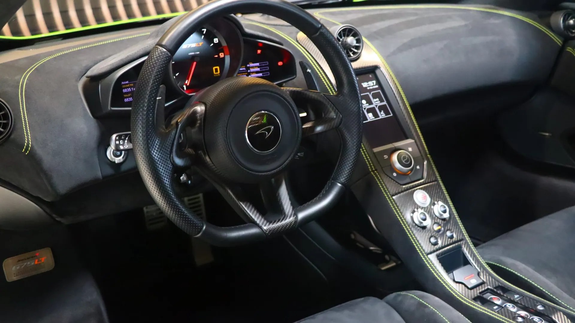 McLaren 675LT — photo 17