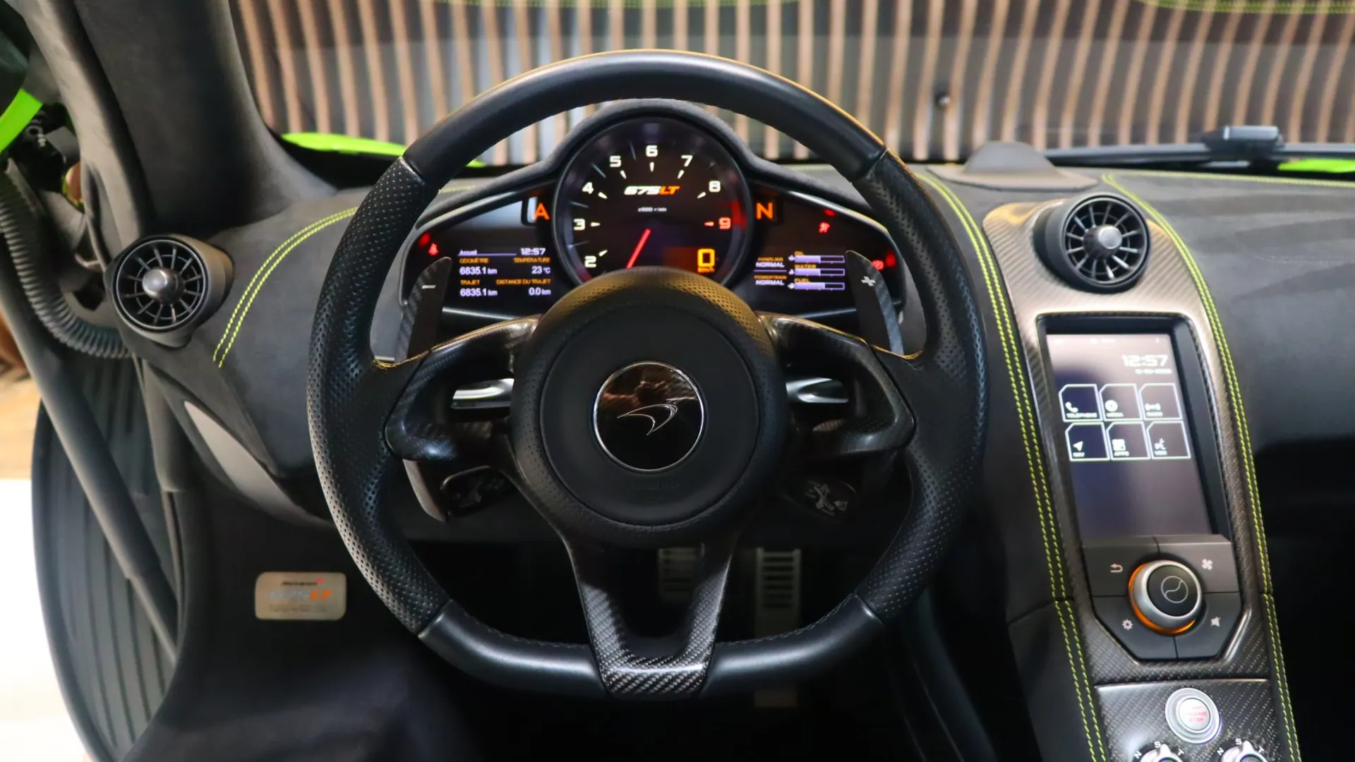 McLaren 675LT — photo 10