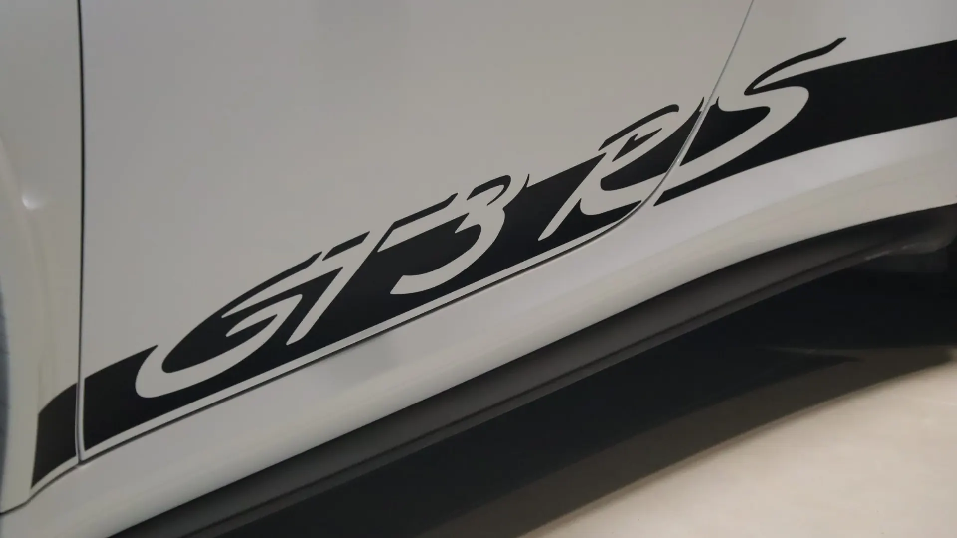 Porsche 911 — photo 45