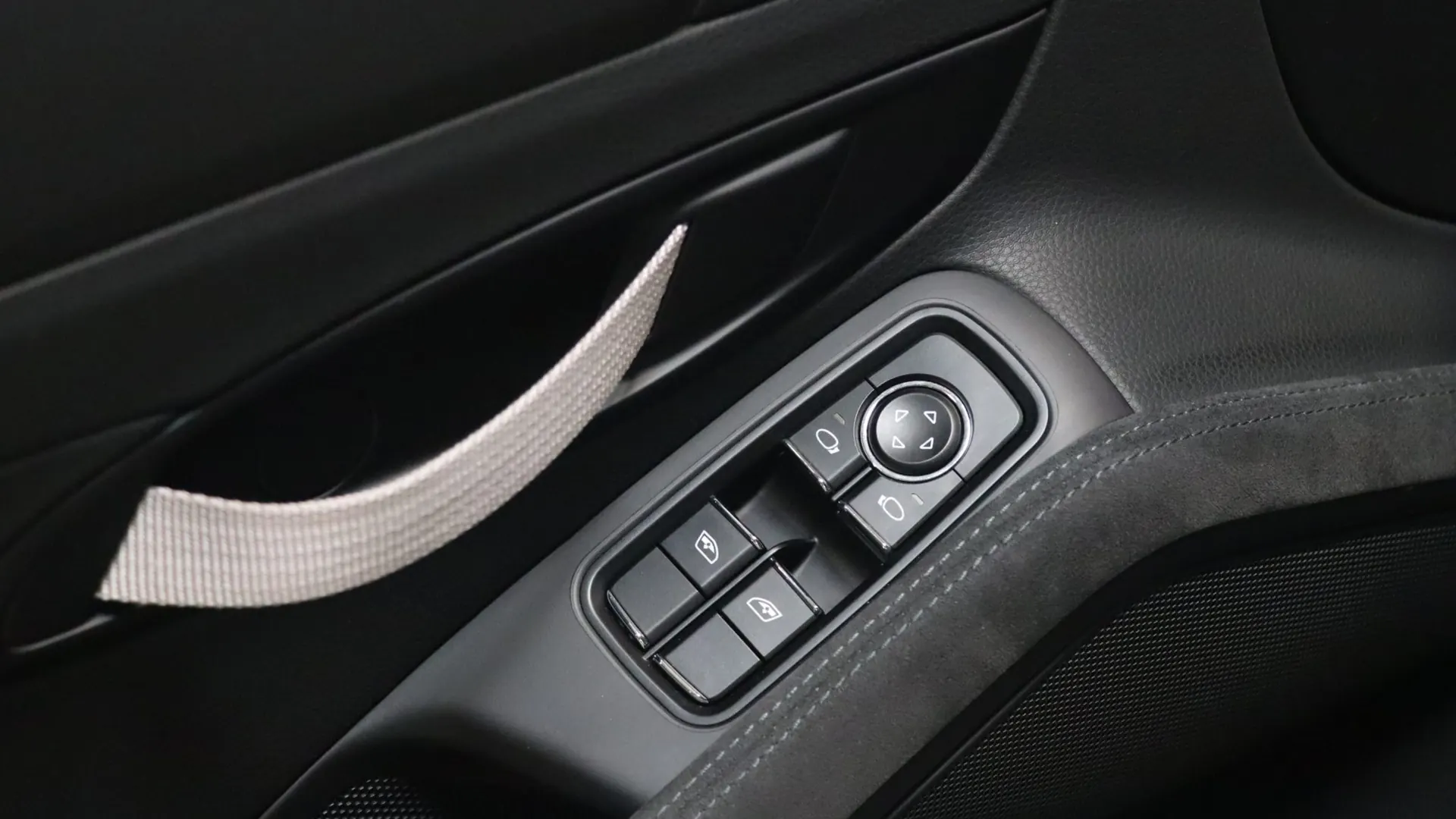 Porsche 911 — photo 20