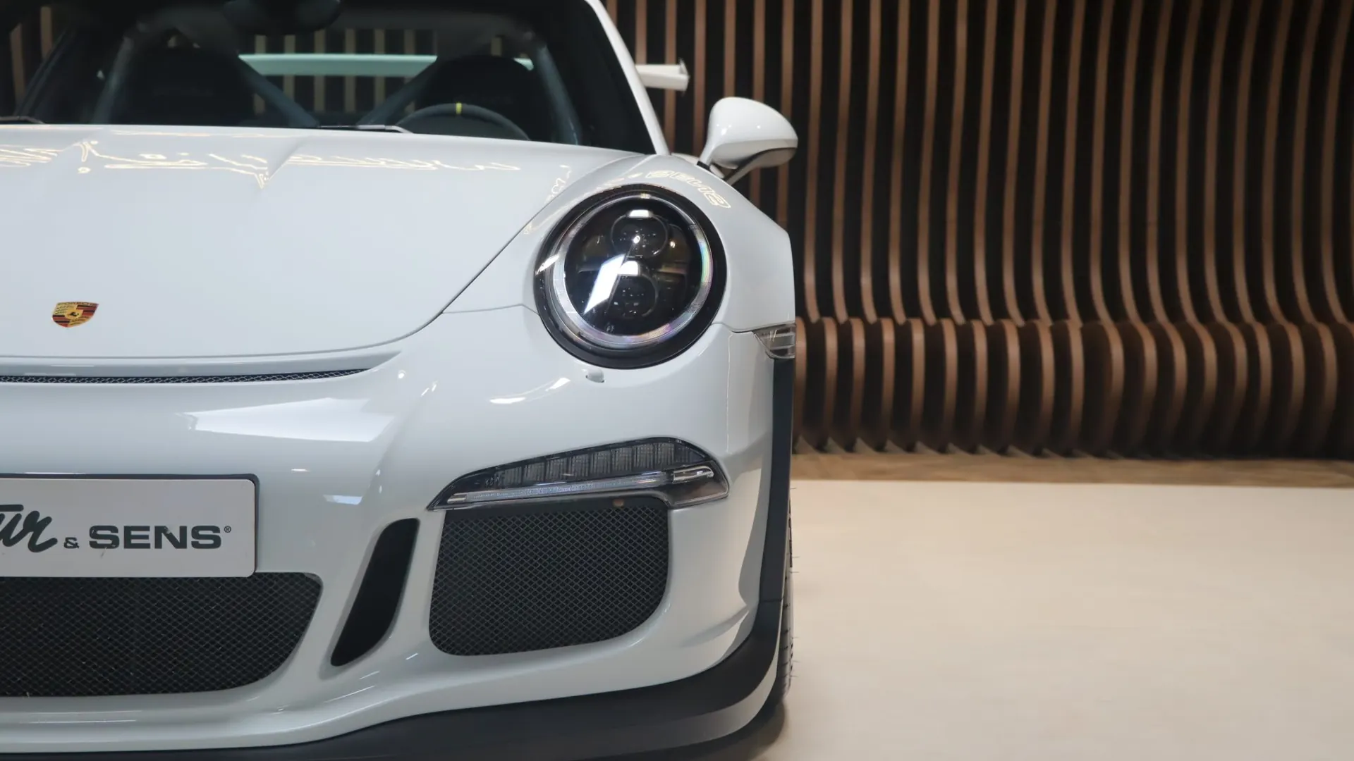 Porsche 911 — photo 40