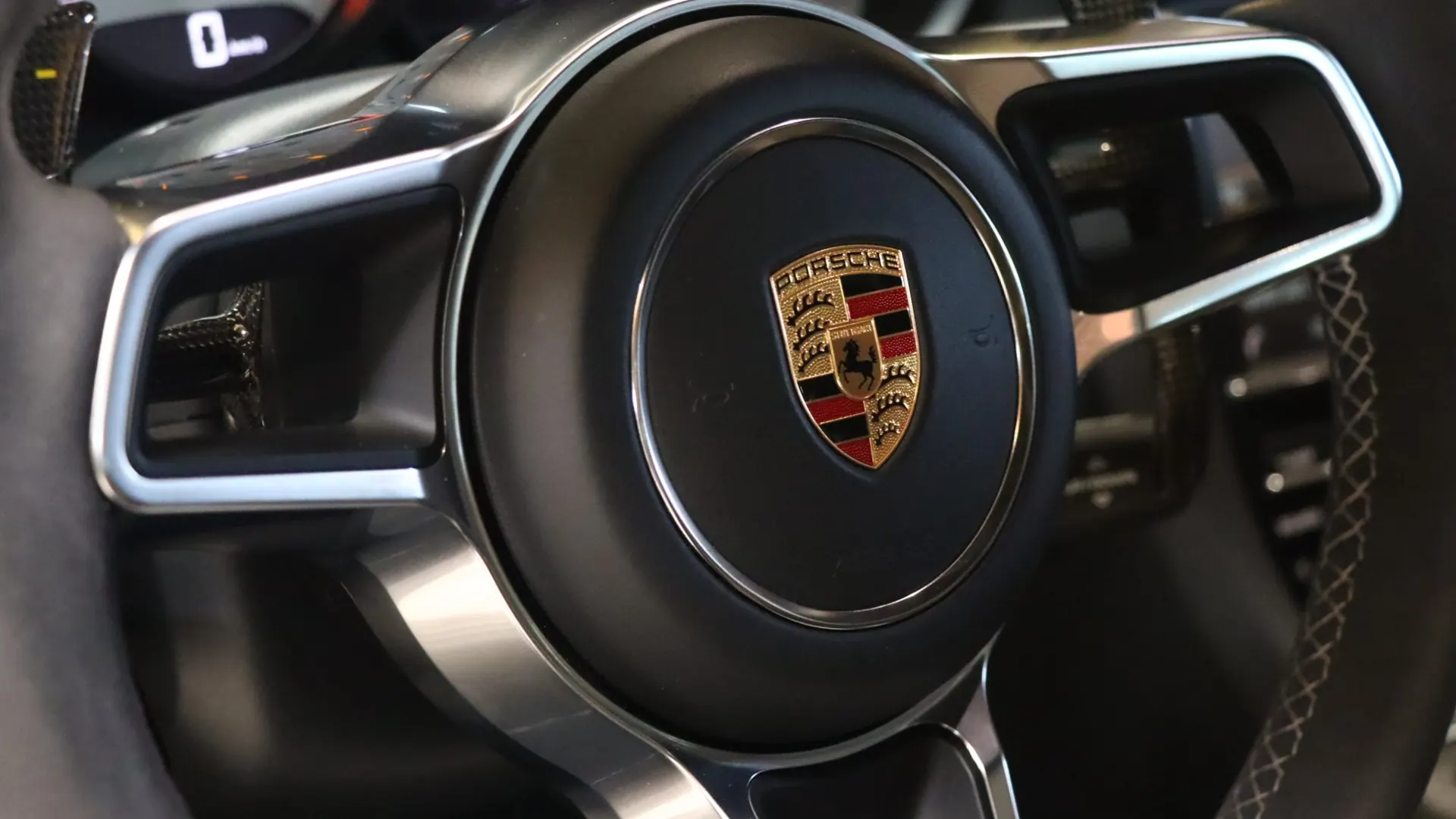 Porsche 911 — photo 34