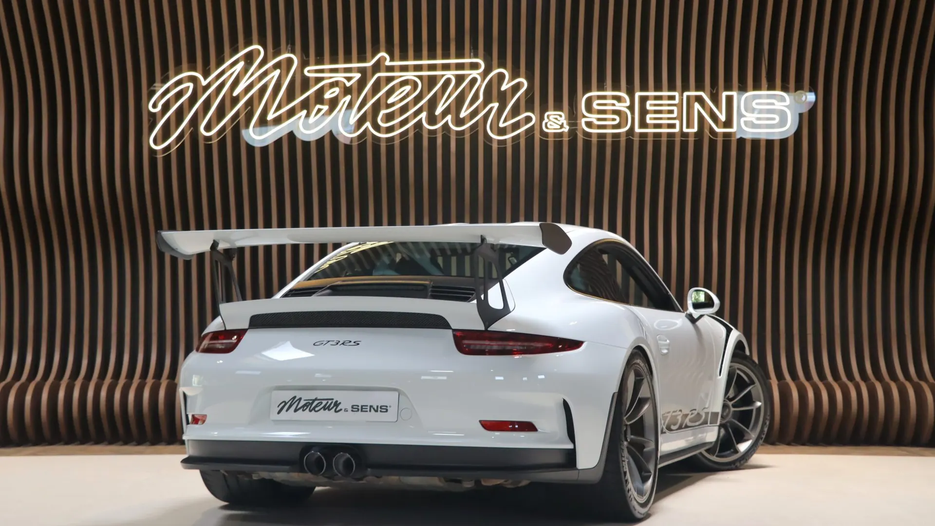 Porsche 911 — photo 2