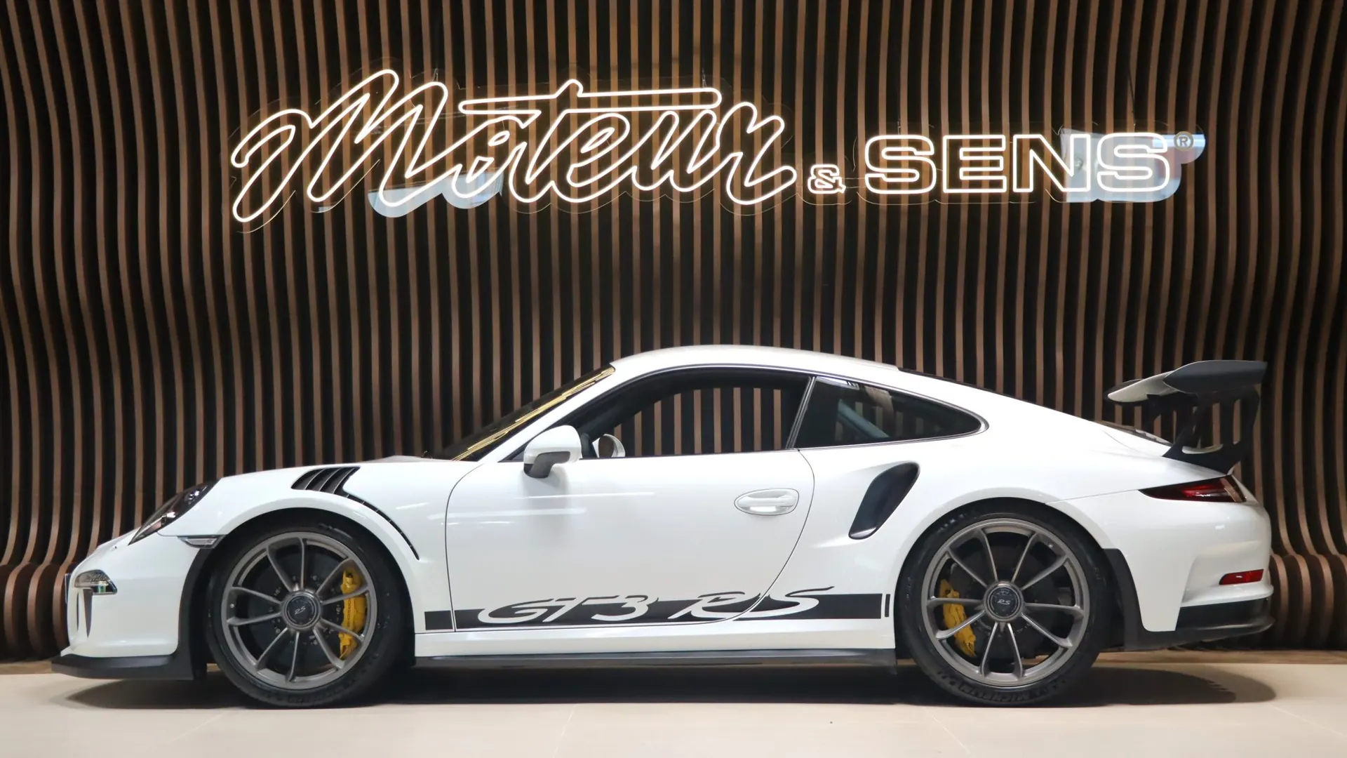 Porsche 911 — photo 5