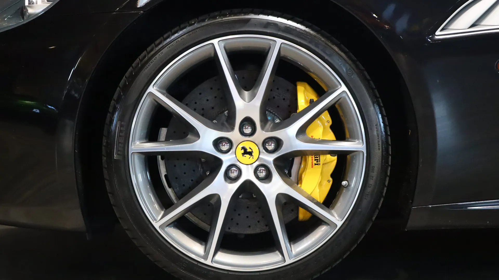 Ferrari CALIFORNIA — photo 44