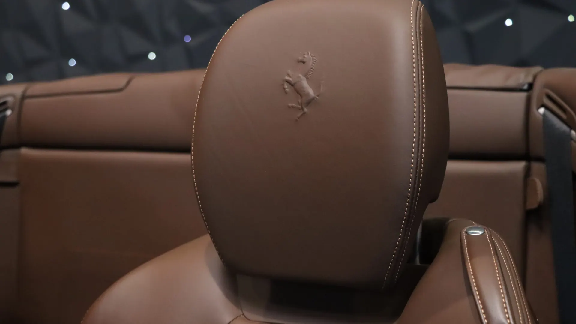 Ferrari CALIFORNIA — photo 32