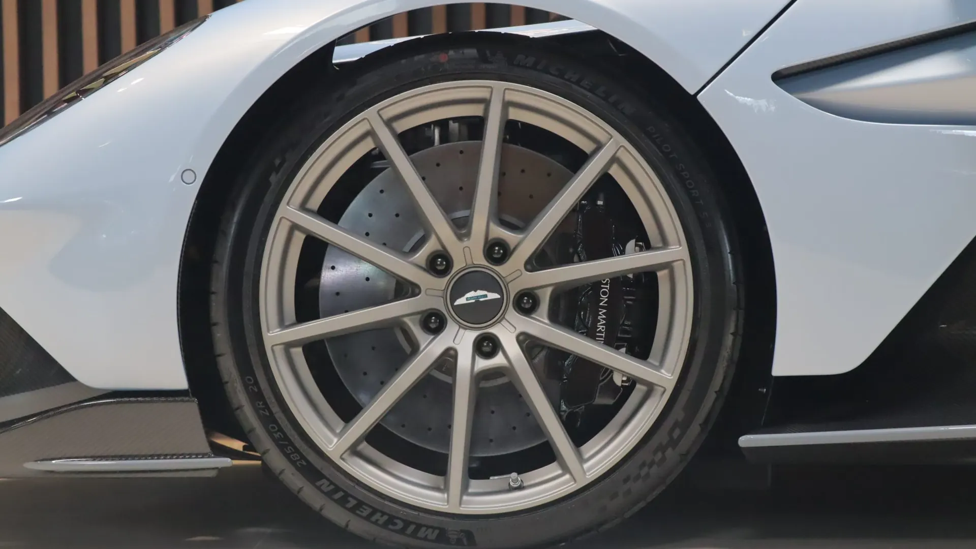 Aston Martin VALHALLA — photo 47