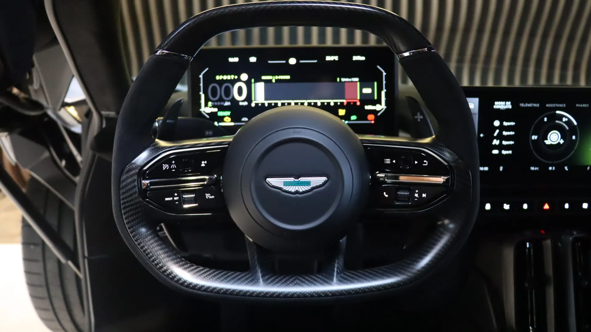 Aston Martin VALHALLA — photo 9