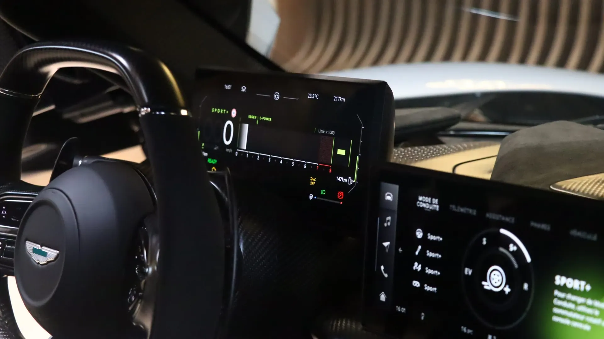 Aston Martin VALHALLA — photo 24