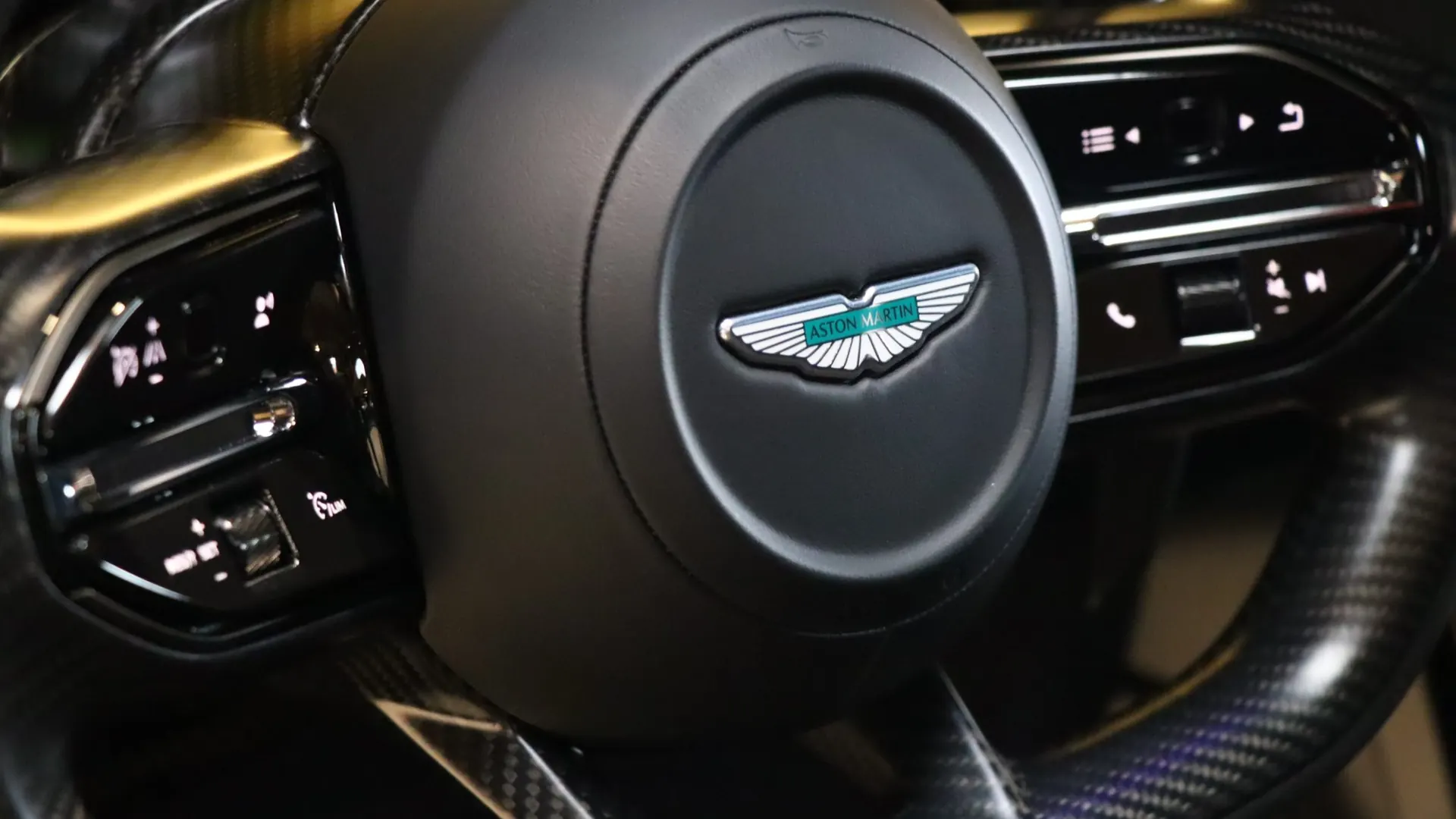 Aston Martin VALHALLA — photo 21