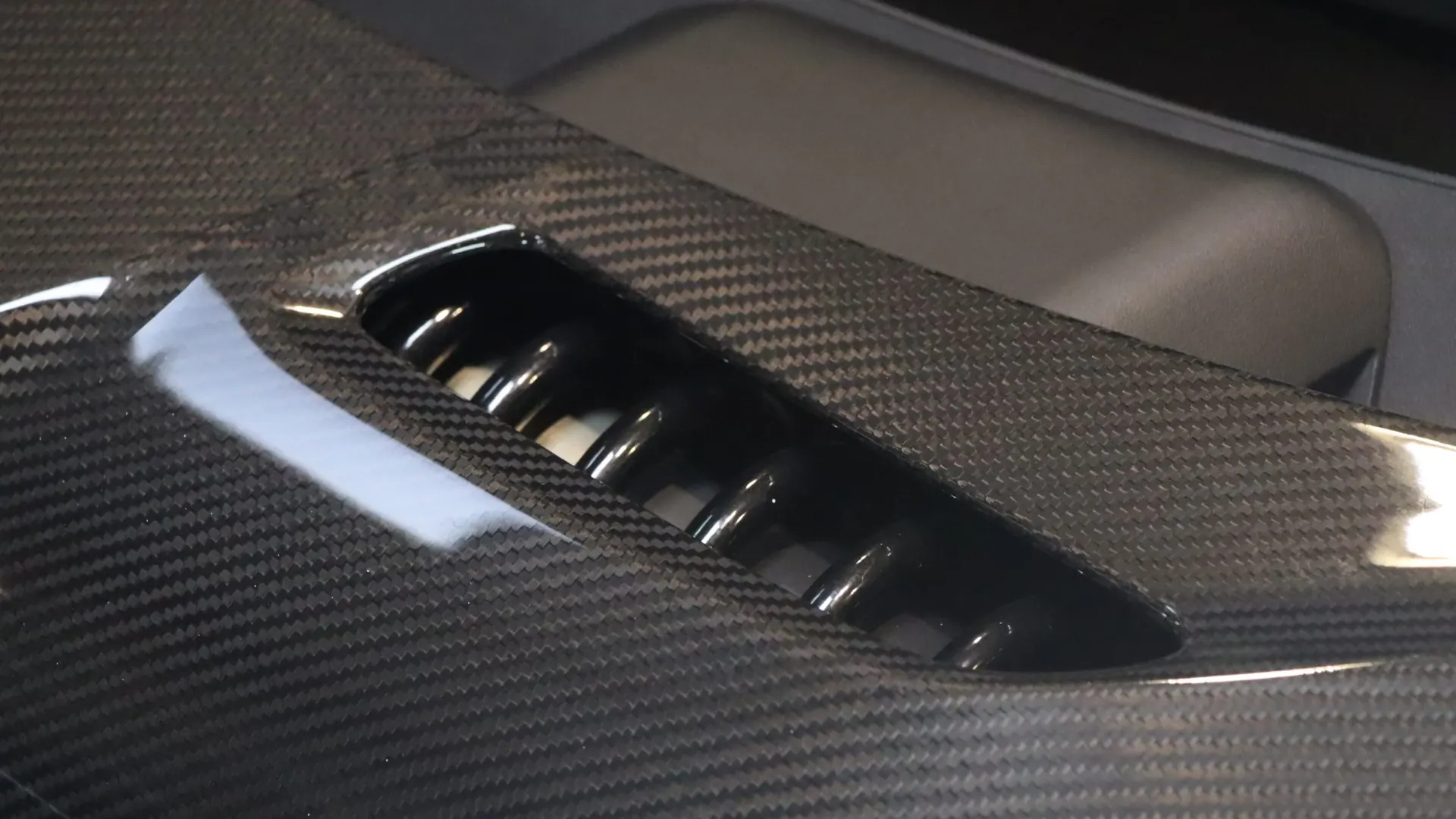 Aston Martin VALHALLA — photo 39