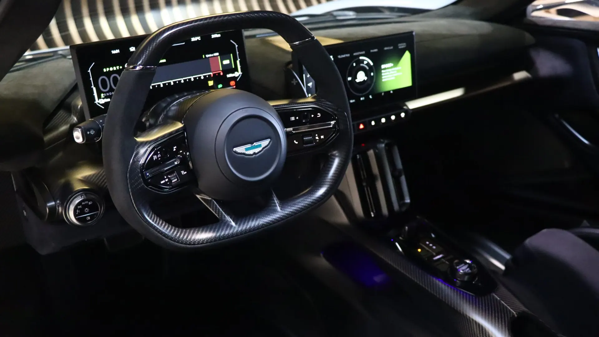 Aston Martin VALHALLA — photo 14