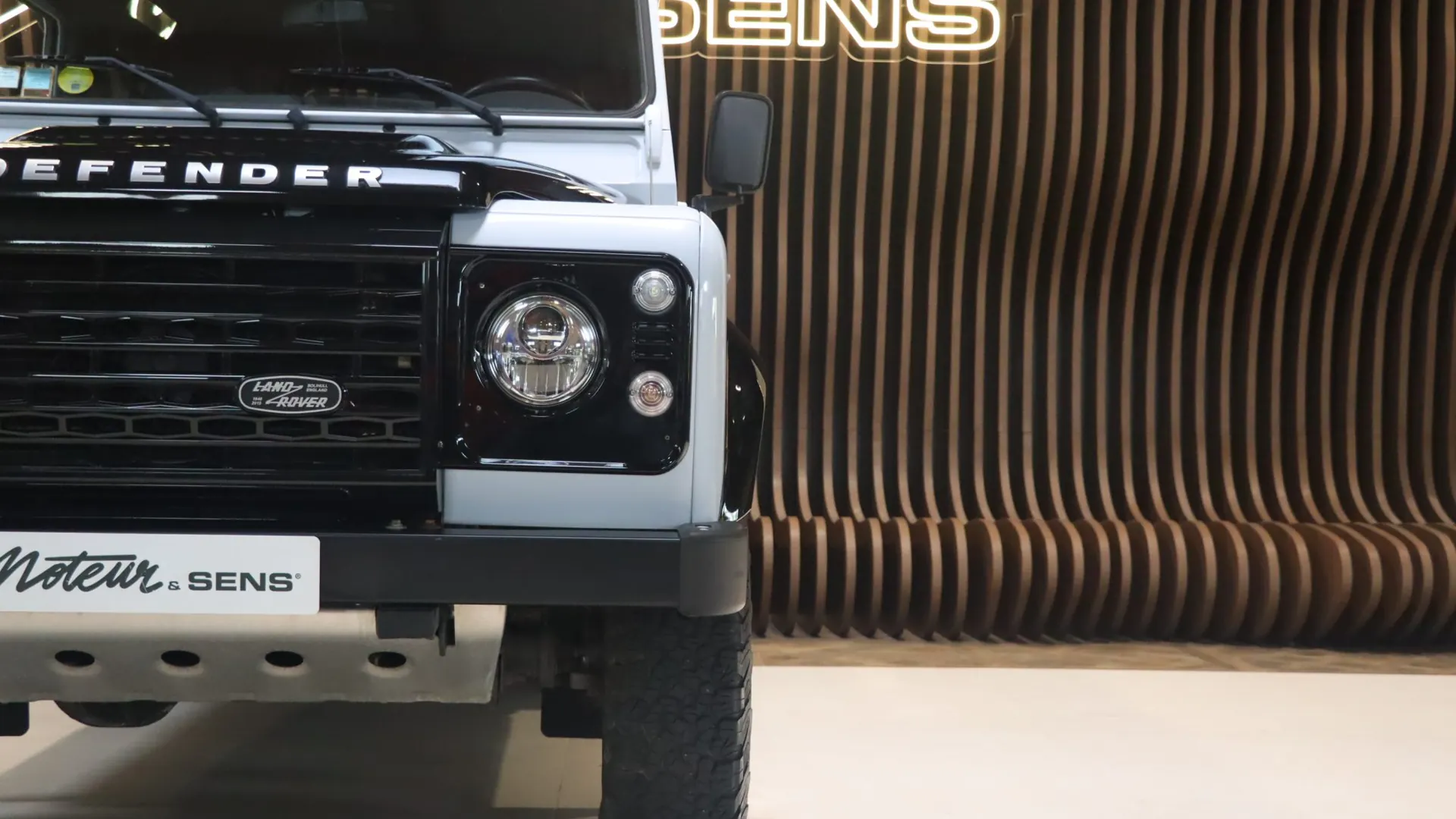 Land Rover DEFENDER — photo 32