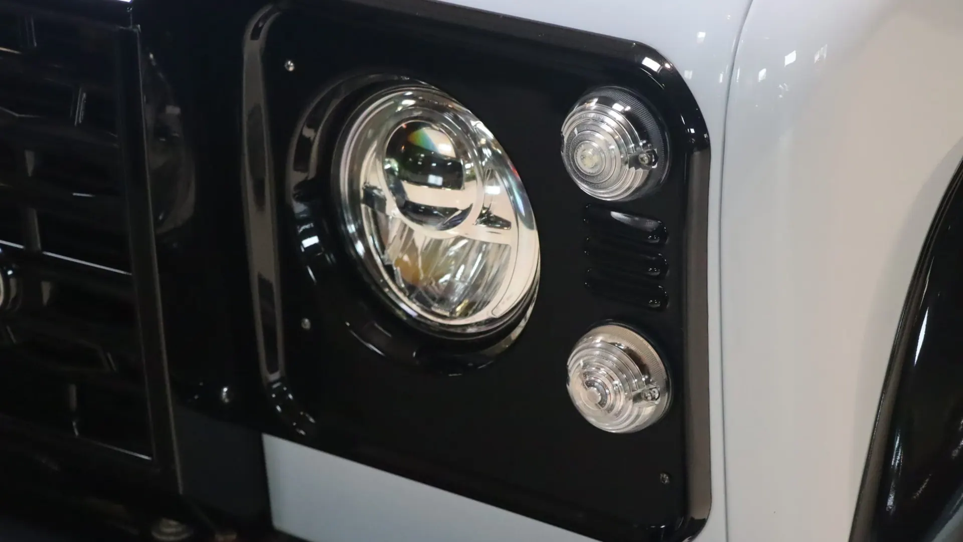 Land Rover DEFENDER — photo 33