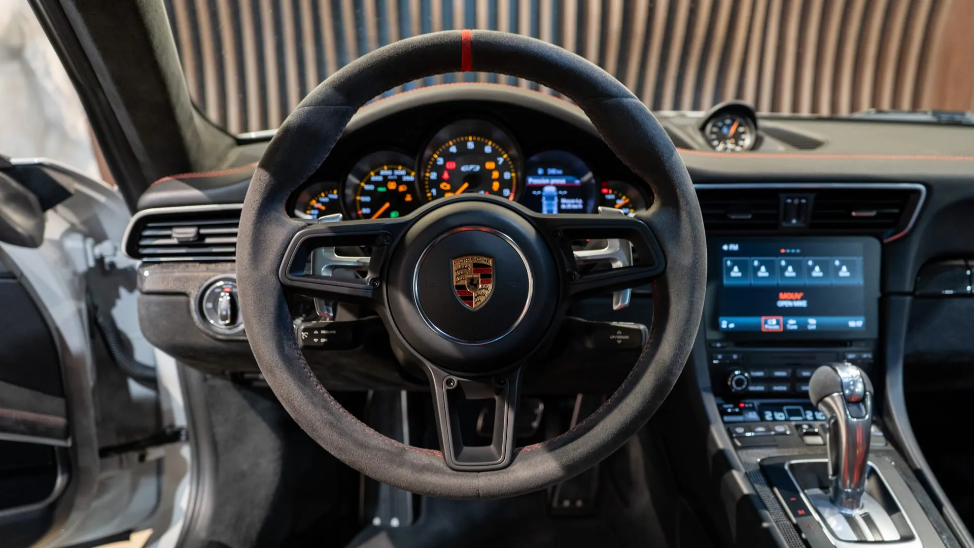 Porsche 911 — photo 9
